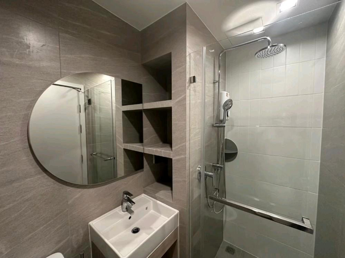 For RentCondoWongwianyai, Charoennakor : #E191 (Former code S2858) 🎉 260369 Condo for Rent Reference Sathorn-Wongwianyai
