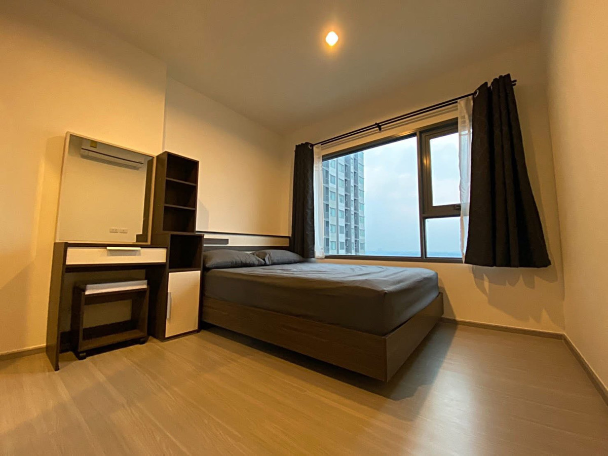 For RentCondoThaphra, Talat Phlu, Wutthakat : ⭐️ Aspire Sathorn - Ratchaphruek ⭐️1 bedroom, 1 bathroom, beautifully decorated room. There are electrical appliances ready.
