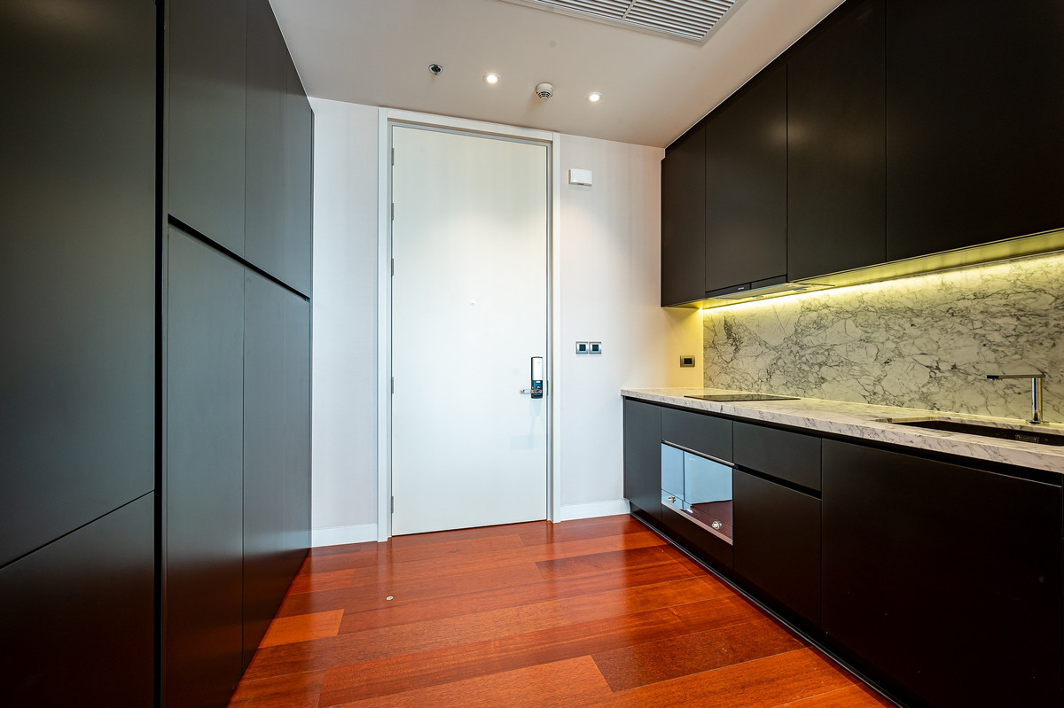 For RentCondoSukhumvit, Asoke, Thonglor : 🔥𝘽𝙀𝙎𝙏 𝘿𝙀𝘼𝙇🔥 𝗞𝗛𝗨𝗡 𝗯𝘆 𝗬𝗢𝗢 Fully furnished Branded Residences in the heart of Thonglor by Sansiri