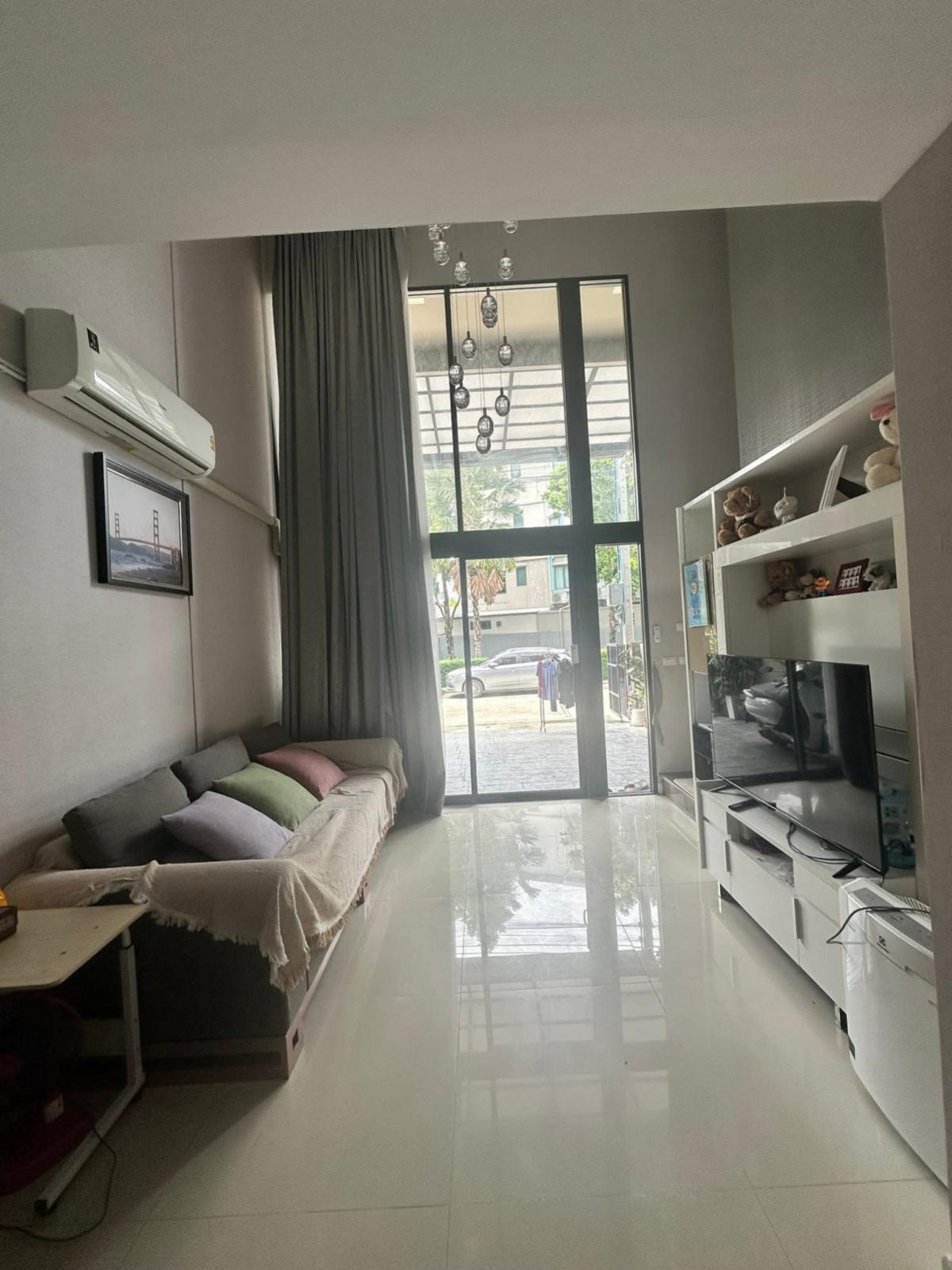 ขายทาวน์โฮมแจ้งวัฒนะ เมืองทอง : ขายทาวน์เฮ้าส์/ทาวน์โฮม  พาทิโอ งามวงศ์วาน - ประชาชื่น MRT-แคราย (สายสีชมพู) บางเขน เมืองนนทบุรี นนทบุรี CX-150497