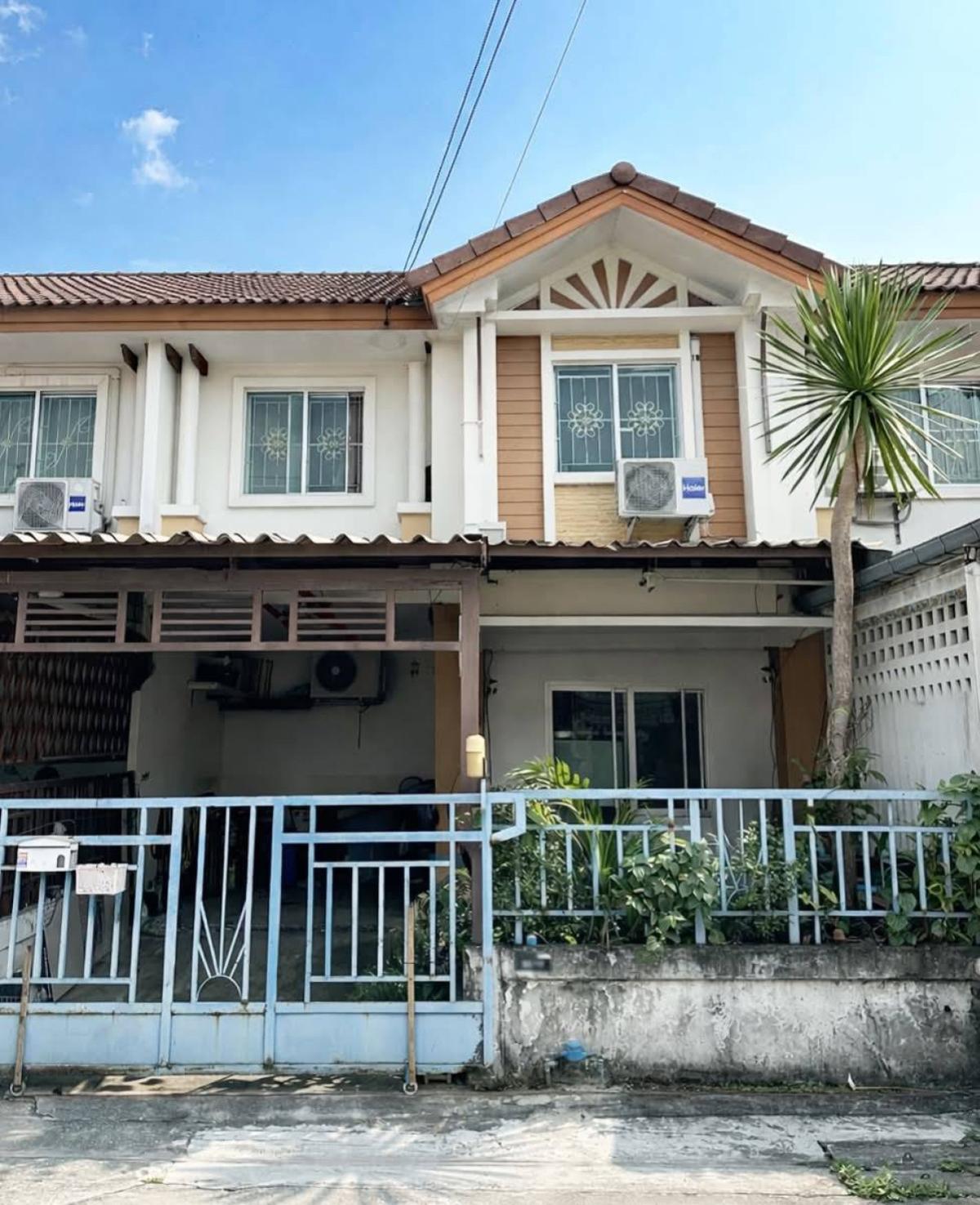 For SaleTownhomeMin Buri, Romklao : For Sale Townhouse/Townhome  , Baan Phrueksa 3 Bang Bua Thong , newly renovated , Bang Khu Rat , Bang Bua Thong , Nonthaburi , CX-149477