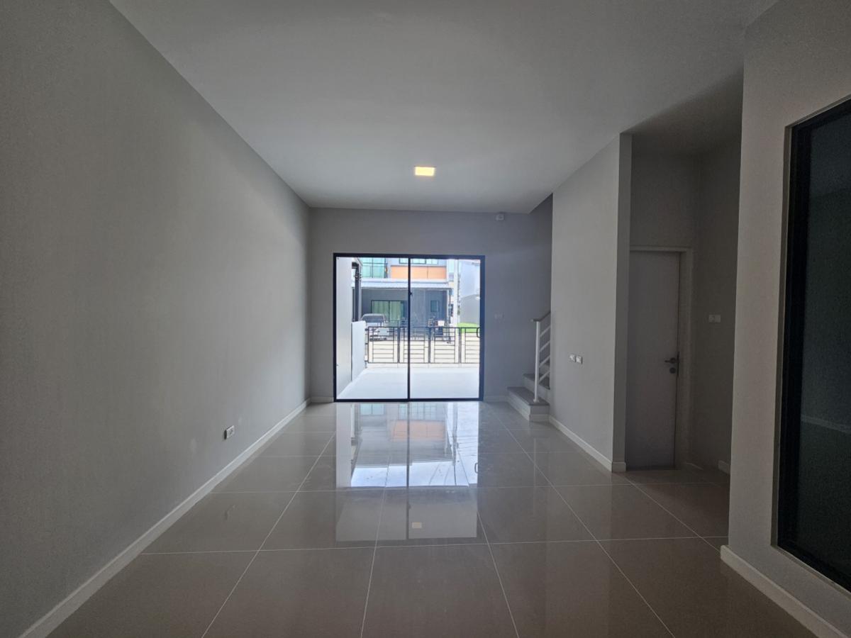 ขายทาวน์โฮมนนทบุรี บางใหญ่ บางบัวทอง : ขายทาวน์เฮ้าส์/ทาวน์โฮม  สิริ เพลส เวสต์เกต บางแม่นาง บางใหญ่ นนทบุรี CX-150441