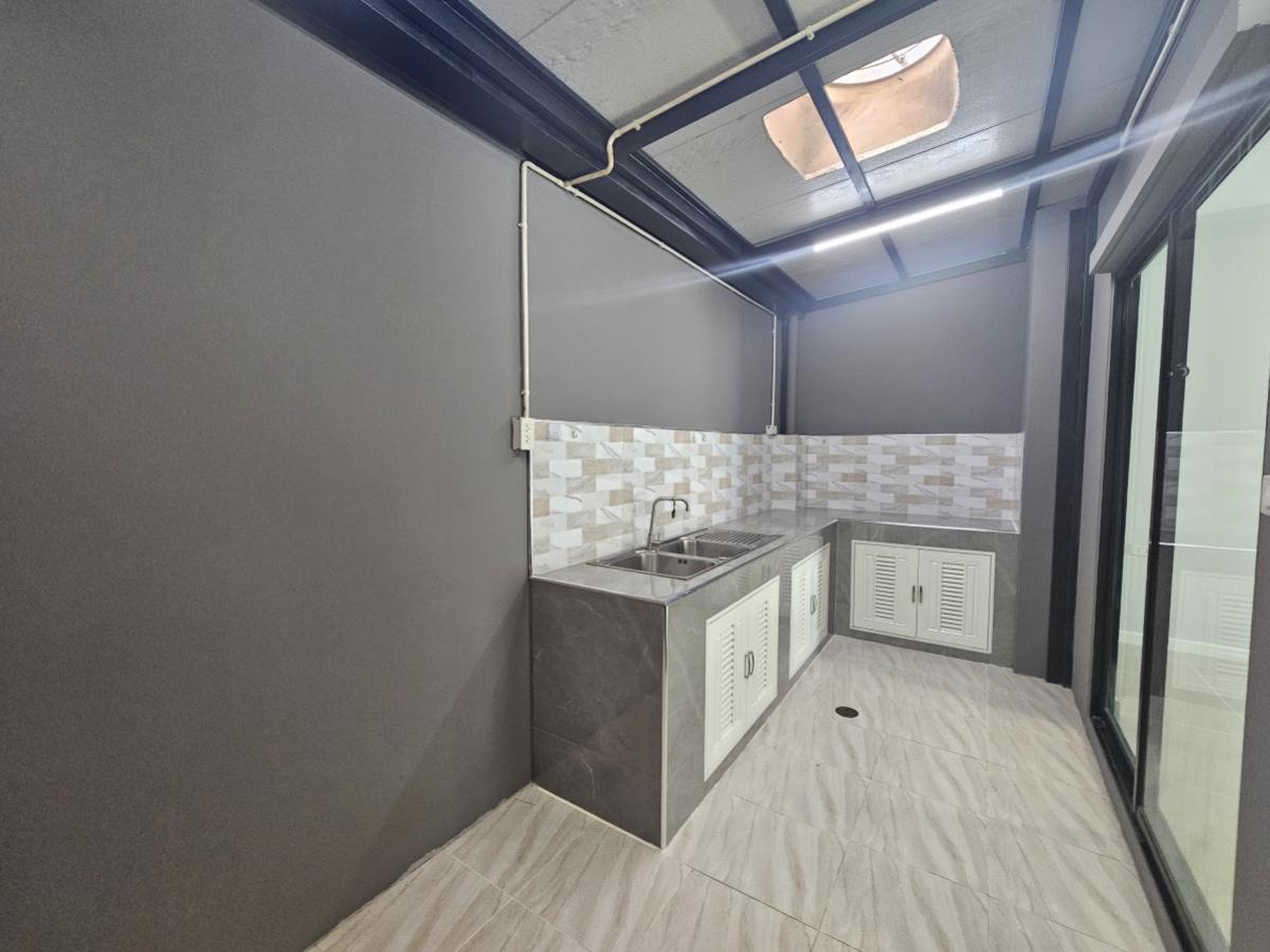 ขายทาวน์โฮมนนทบุรี บางใหญ่ บางบัวทอง : ขายทาวน์เฮ้าส์/ทาวน์โฮม  สิริ เพลส เวสต์เกต บางแม่นาง บางใหญ่ นนทบุรี CX-150441