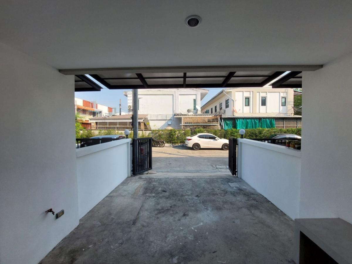 ขายทาวน์โฮมวิภาวดี ดอนเมือง หลักสี่ : ขายทาวน์เฮ้าส์/ทาวน์โฮม  เมอริท เพลส ดอนเมือง สีกัน เขต ดอนเมือง กรุงเทพ CX-150556