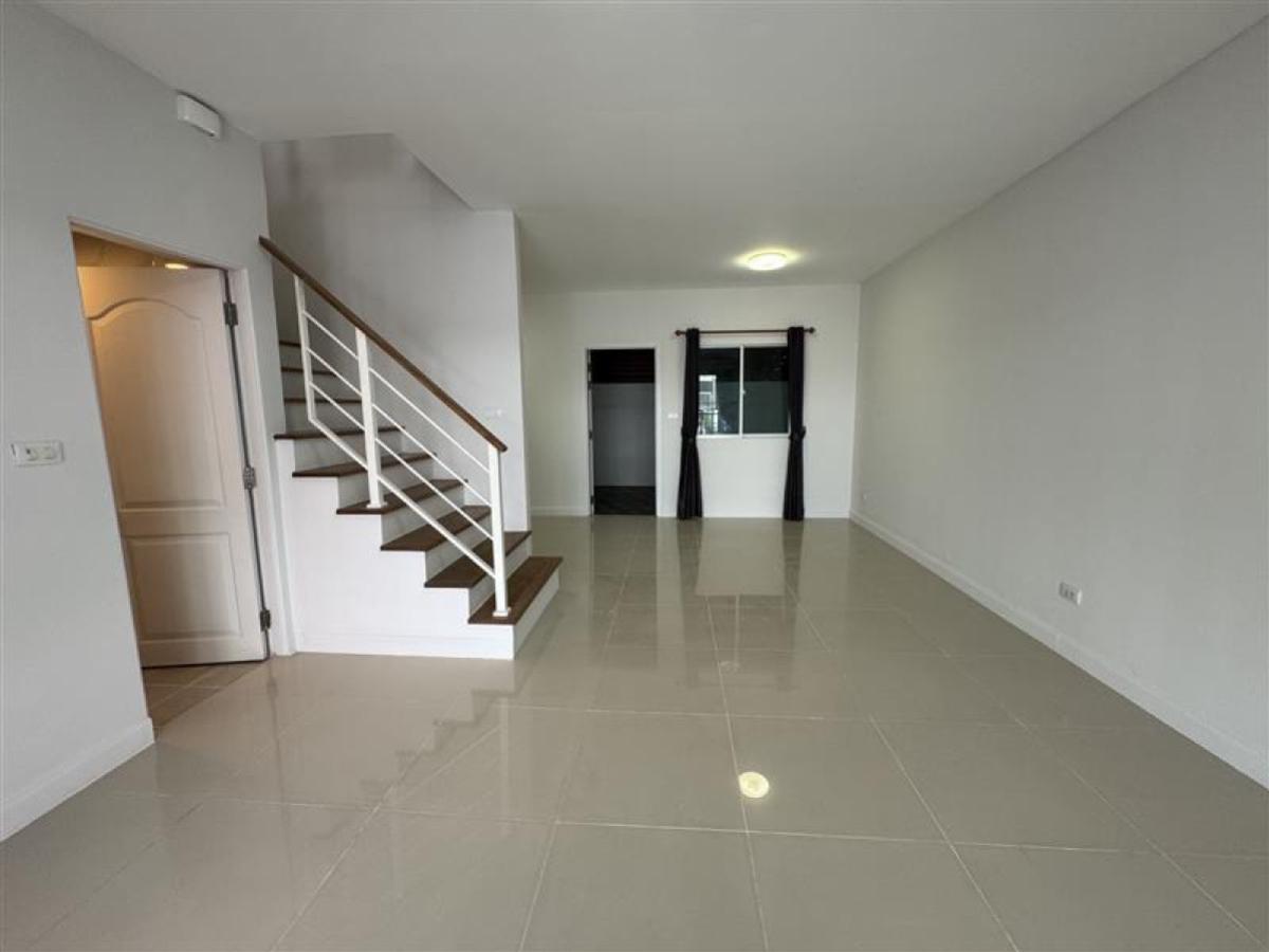 ขายทาวน์โฮมนนทบุรี บางใหญ่ บางบัวทอง : ขายทาวน์เฮ้าส์/ทาวน์โฮม  ไลโอ เพรสทีจ รัตนาธิเบศร์ - เวสต์เกต บางแม่นาง บางใหญ่ นนทบุรี CX-150563