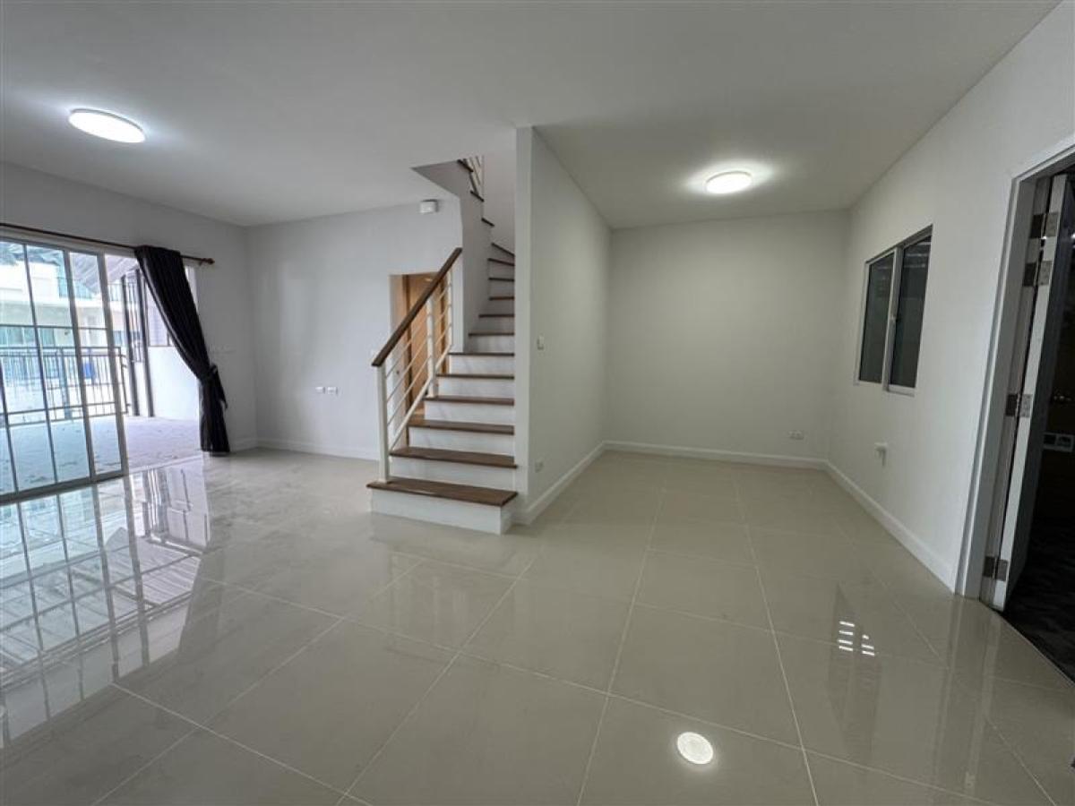 ขายทาวน์โฮมนนทบุรี บางใหญ่ บางบัวทอง : ขายทาวน์เฮ้าส์/ทาวน์โฮม  ไลโอ เพรสทีจ รัตนาธิเบศร์ - เวสต์เกต บางแม่นาง บางใหญ่ นนทบุรี CX-150563