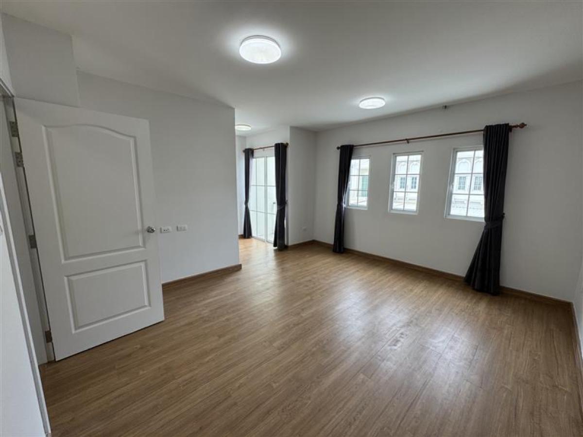 ขายทาวน์โฮมนนทบุรี บางใหญ่ บางบัวทอง : ขายทาวน์เฮ้าส์/ทาวน์โฮม  ไลโอ เพรสทีจ รัตนาธิเบศร์ - เวสต์เกต บางแม่นาง บางใหญ่ นนทบุรี CX-150563