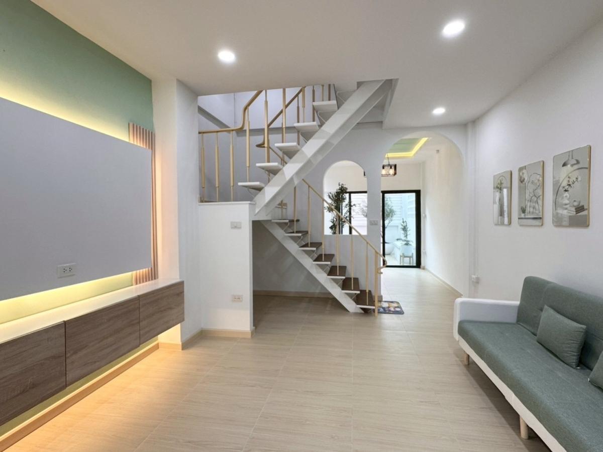 ขายทาวน์โฮมรัชดา ห้วยขวาง : ขายทาวน์เฮ้าส์/ทาวน์โฮม  หมู่บ้าน พุ่มอุไร รีโนเวทใหม่ MRT-สุทธิสาร สามเสนนอก เขต ห้วยขวาง กรุงเทพ CX-150475