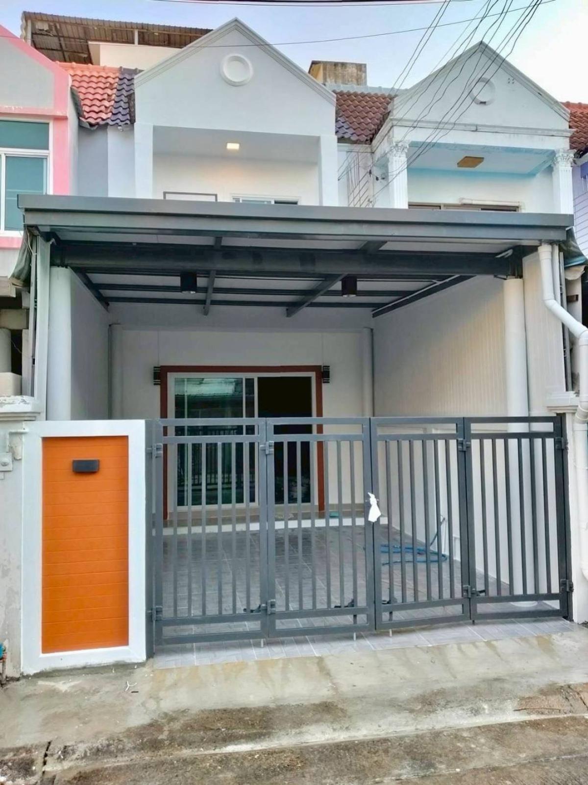 For SaleTownhomeNonthaburi, Bang Yai, Bangbuathong : For Sale Townhouse/Townhome  , Chalerm Ratchada , newly renovated , Bang Si Mueang , Mueang Nonthaburi , Nonthaburi , CX-150400