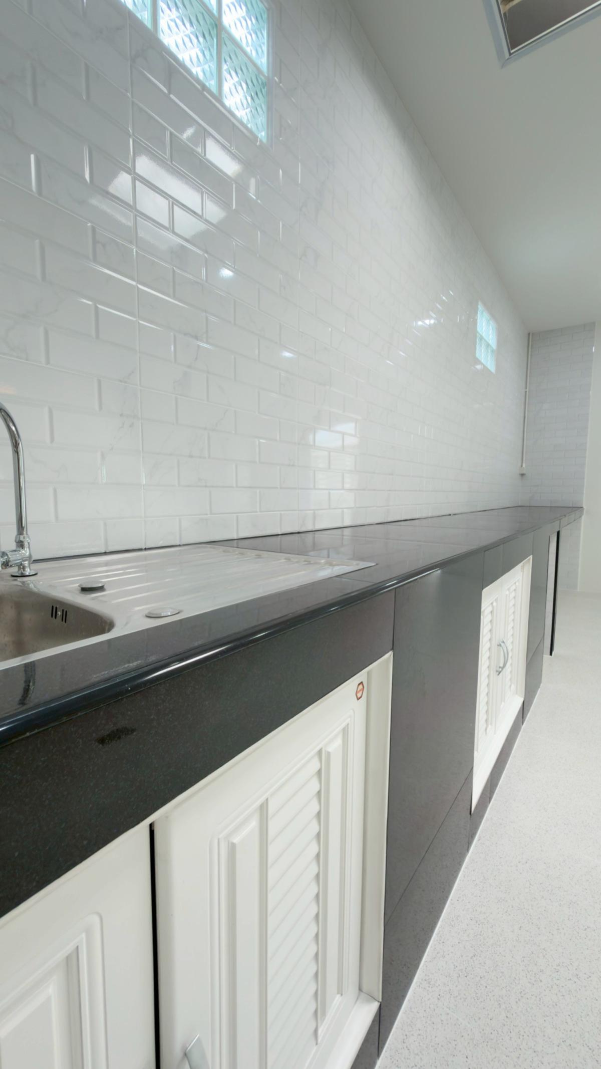 For SaleTownhomePathum Thani,Rangsit, Thammasat : For Sale Townhouse/Townhome  , Lully Ville Lumlukka Khlong 3 , newly renovated , Lat Sawai , Lam Luk Ka , Pathum Thani , CX-150392