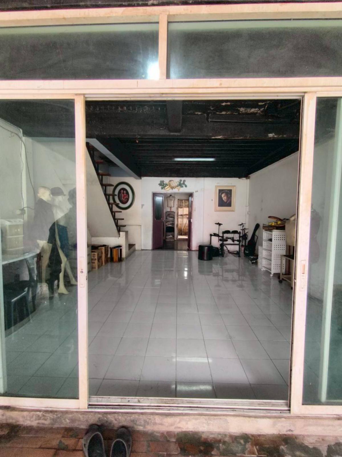 ขายทาวน์โฮมโชคชัย4 ลาดพร้าว71 : ขาย ทาวน์ เฮ้าส์ ลาดพร้าว 41 แยก 6  แขวงจันทรเกษม เขต จตุจักร กรุงเทพ CX-148904