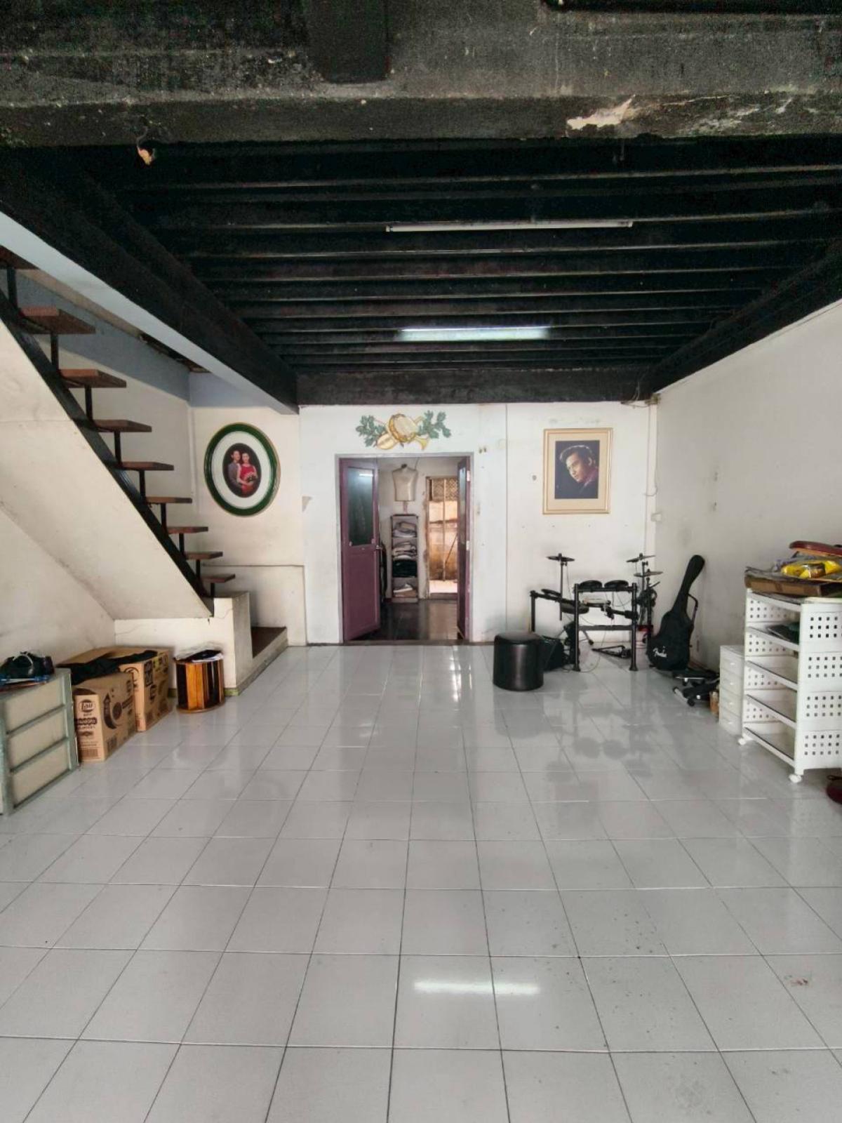 ขายทาวน์โฮมโชคชัย4 ลาดพร้าว71 : ขาย ทาวน์ เฮ้าส์ ลาดพร้าว 41 แยก 6  แขวงจันทรเกษม เขต จตุจักร กรุงเทพ CX-148904