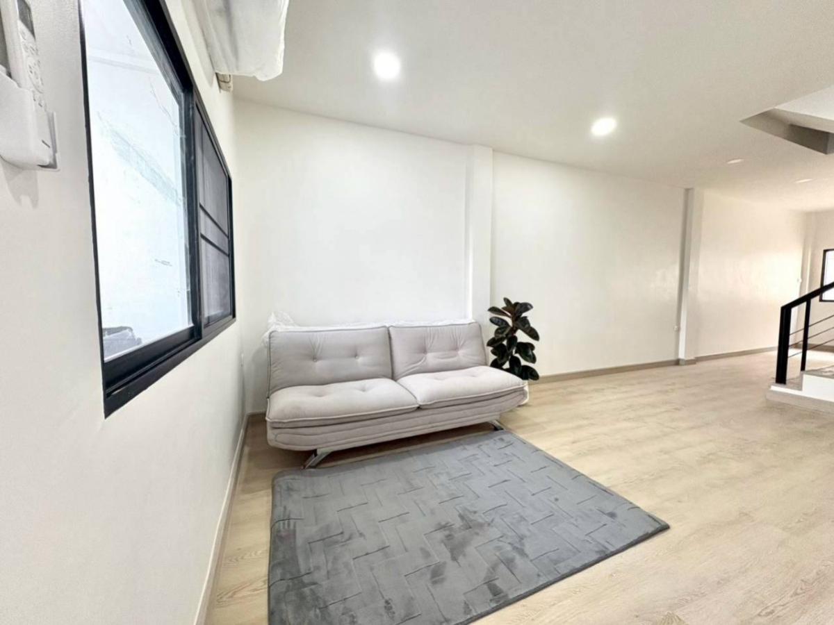 ขายทาวน์โฮมลาดพร้าว101 แฮปปี้แลนด์ : ขายทาวน์เฮ้าส์/ทาวน์โฮม  เกตุนุติการ์เด้น ลาดพร้าว พลับพลา เขต วังทองหลาง กรุงเทพ CX-150253