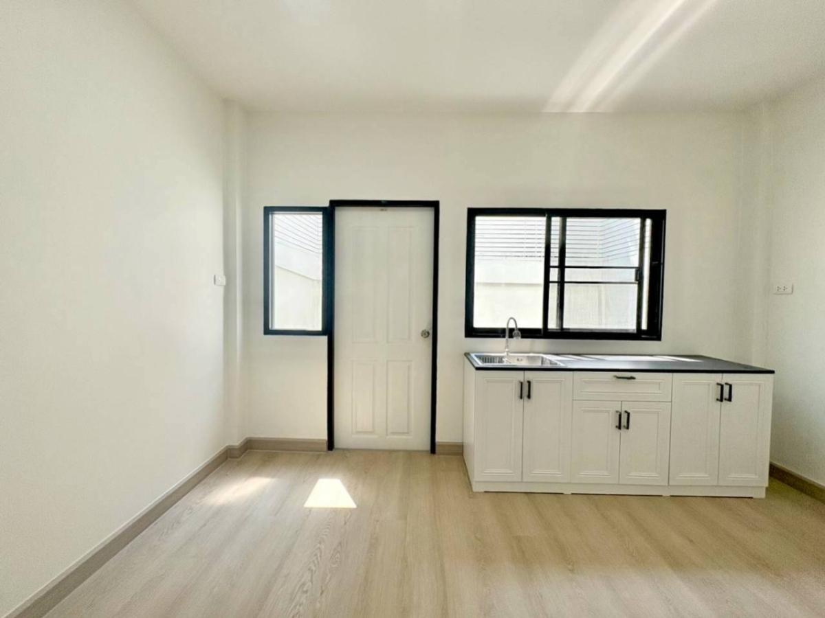 ขายทาวน์โฮมลาดพร้าว101 แฮปปี้แลนด์ : ขายทาวน์เฮ้าส์/ทาวน์โฮม  เกตุนุติการ์เด้น ลาดพร้าว พลับพลา เขต วังทองหลาง กรุงเทพ CX-150253