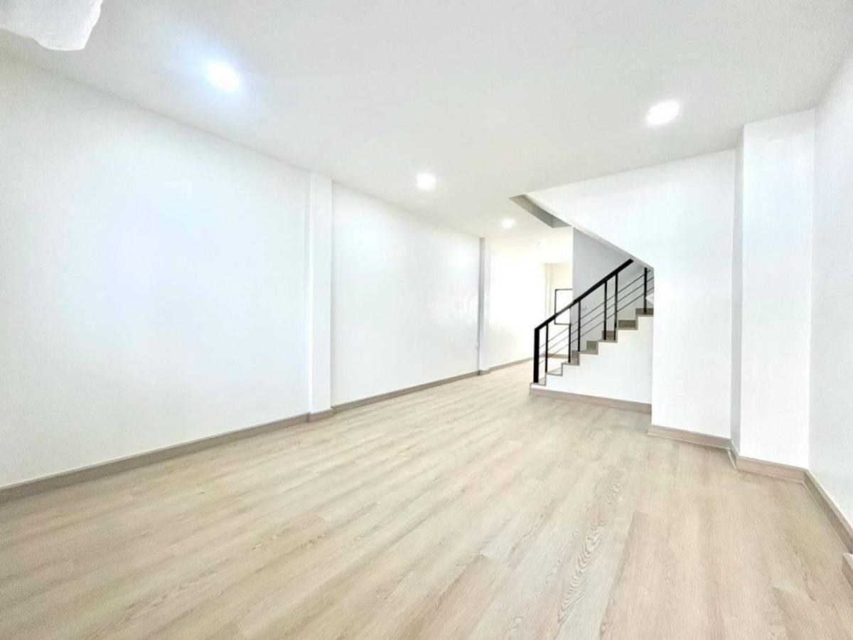 ขายทาวน์โฮมลาดพร้าว101 แฮปปี้แลนด์ : ขายทาวน์เฮ้าส์/ทาวน์โฮม  เกตุนุติการ์เด้น ลาดพร้าว พลับพลา เขต วังทองหลาง กรุงเทพ CX-150253