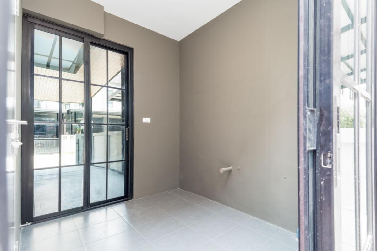 For SaleHousePathum Thani,Rangsit, Thammasat : For Sale House , Venue Tiwanon - Rangsit , Bang Kadi , Mueang Pathum Thani , Pathum Thani , CX-104707