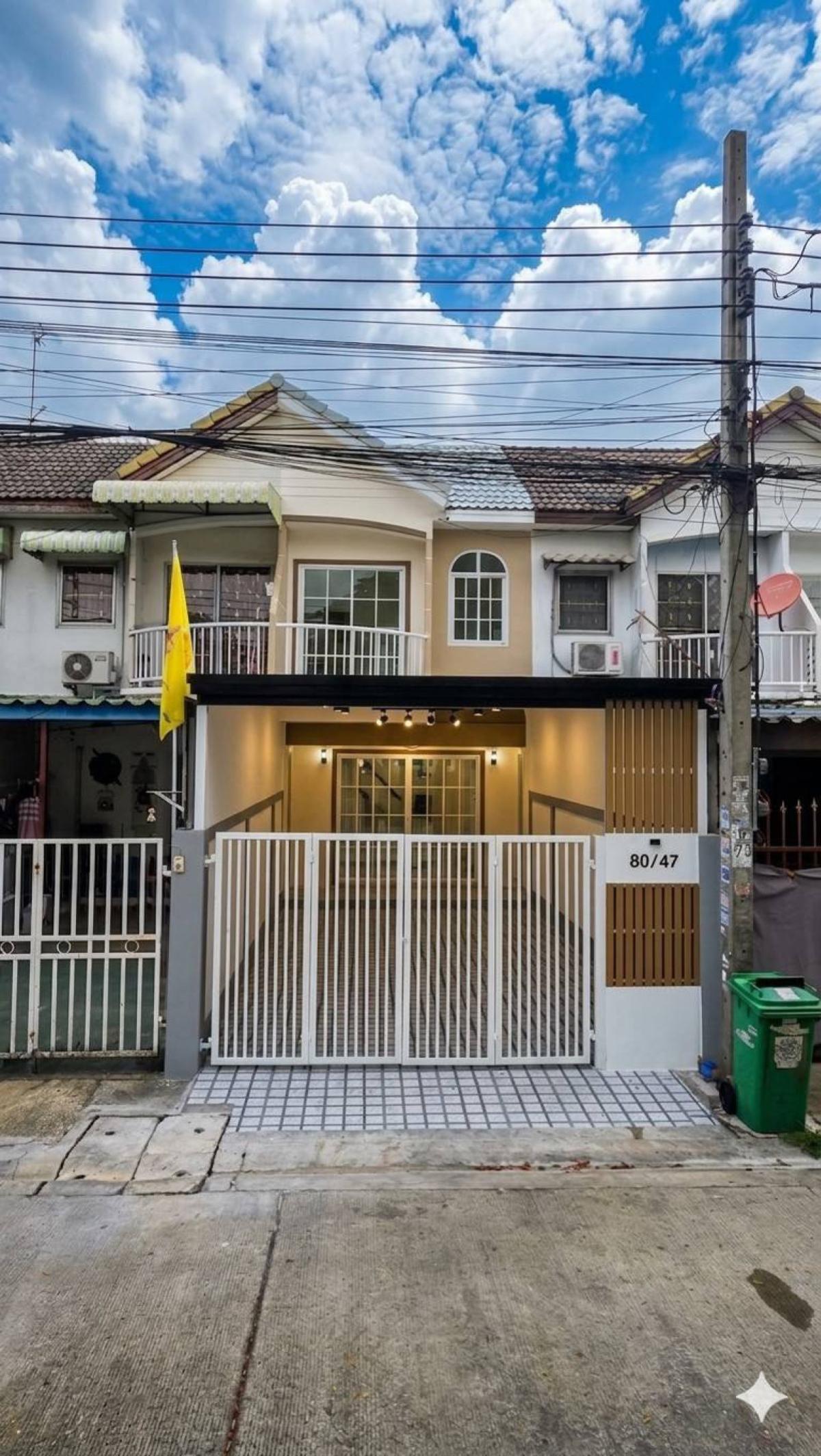For SaleTownhomeNonthaburi, Bang Yai, Bangbuathong : For Sale Townhouse/Townhome  , Imperial Place , newly renovated , Phimonrat , Bang Bua Thong , Nonthaburi , CX-150200