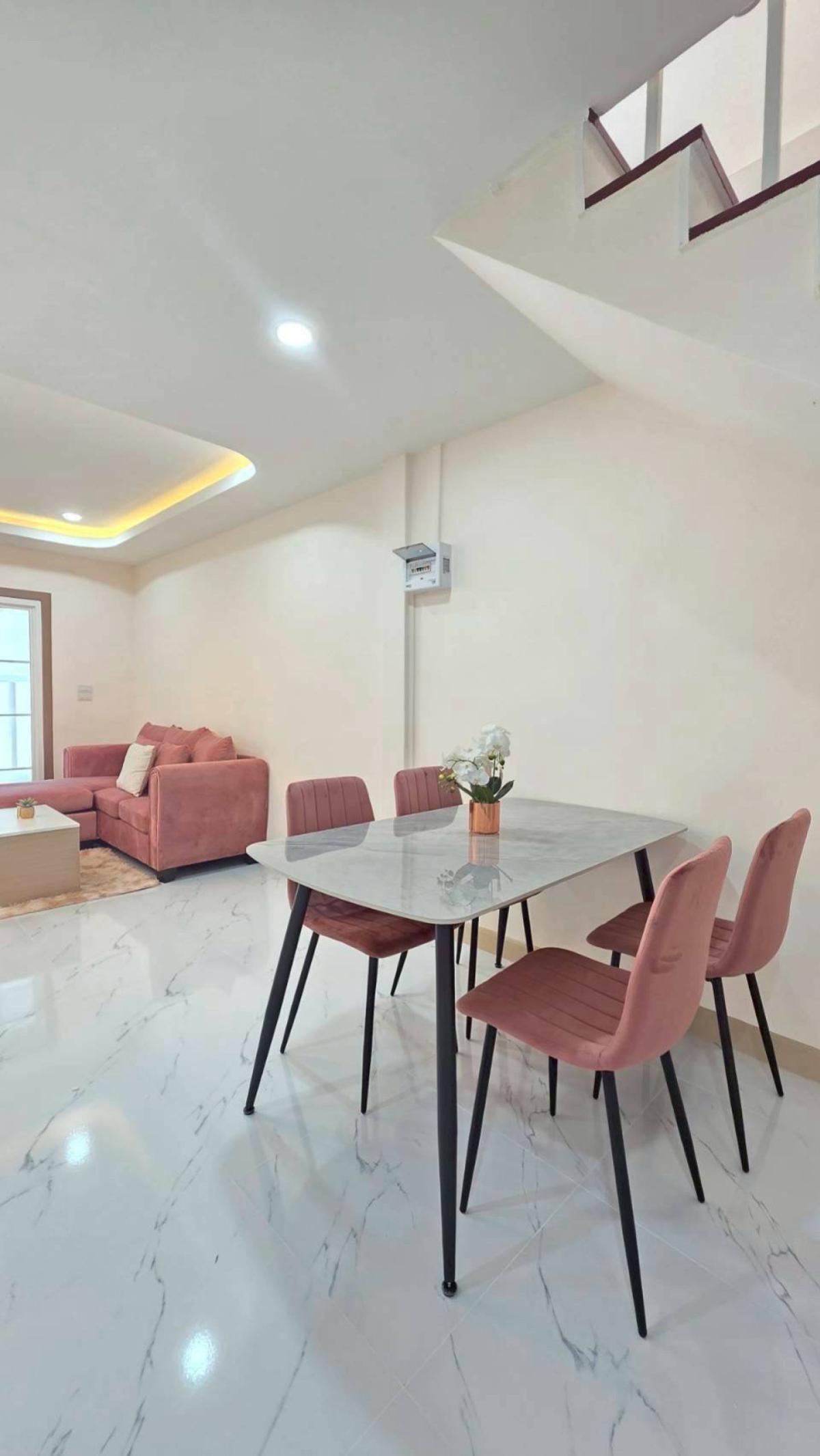 ขายทาวน์โฮมนนทบุรี บางใหญ่ บางบัวทอง : ขายทาวน์เฮ้าส์/ทาวน์โฮม  อิมพีเรียล เพลส รีโนเวทใหม่ พิมลราช บางบัวทอง นนทบุรี CX-150200