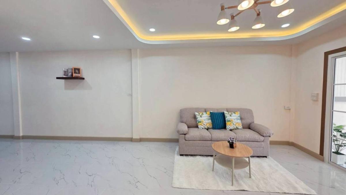 ขายทาวน์โฮมนนทบุรี บางใหญ่ บางบัวทอง : ขายทาวน์เฮ้าส์/ทาวน์โฮม  บ้านกานต์มณี รีโนเวทใหม่ บางบัวทอง บางบัวทอง นนทบุรี CX-150202