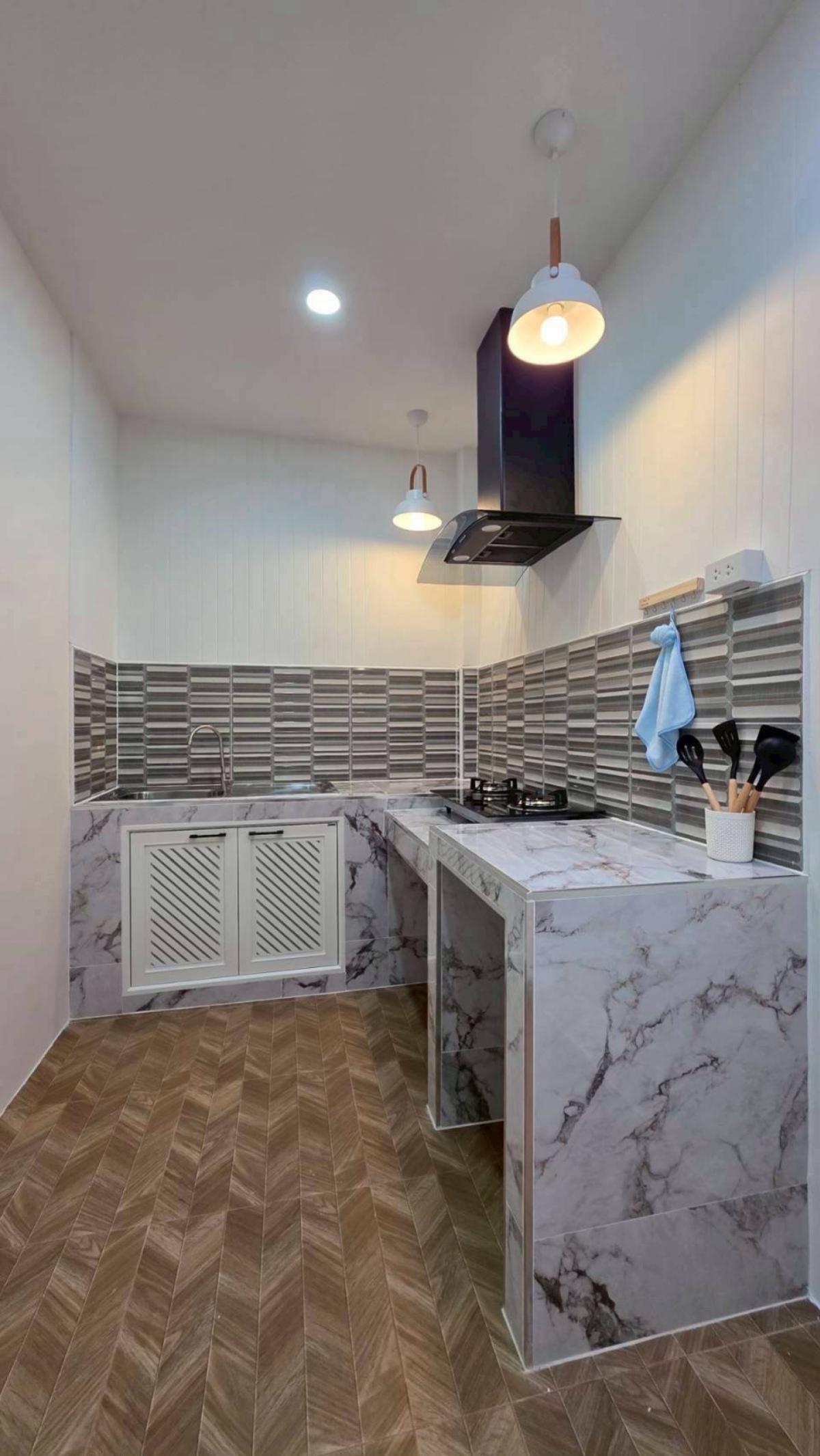 ขายทาวน์โฮมนนทบุรี บางใหญ่ บางบัวทอง : ขายทาวน์เฮ้าส์/ทาวน์โฮม  บ้านกานต์มณี รีโนเวทใหม่ บางบัวทอง บางบัวทอง นนทบุรี CX-150202