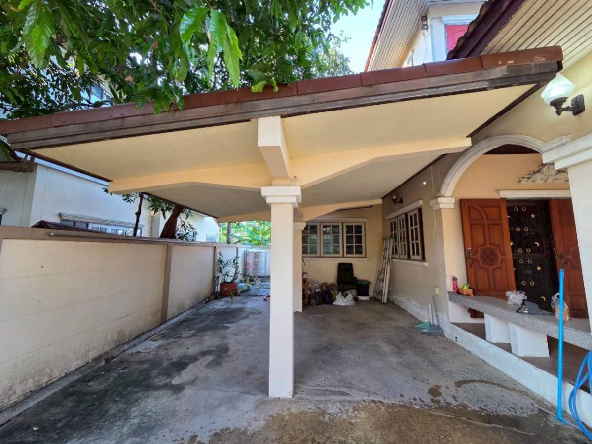 For SaleHousePhutthamonthon, Salaya : For Sale House , Baan Savitri , Salathammasop Sop , Thawi Watthana , Bangkok , CX-150203