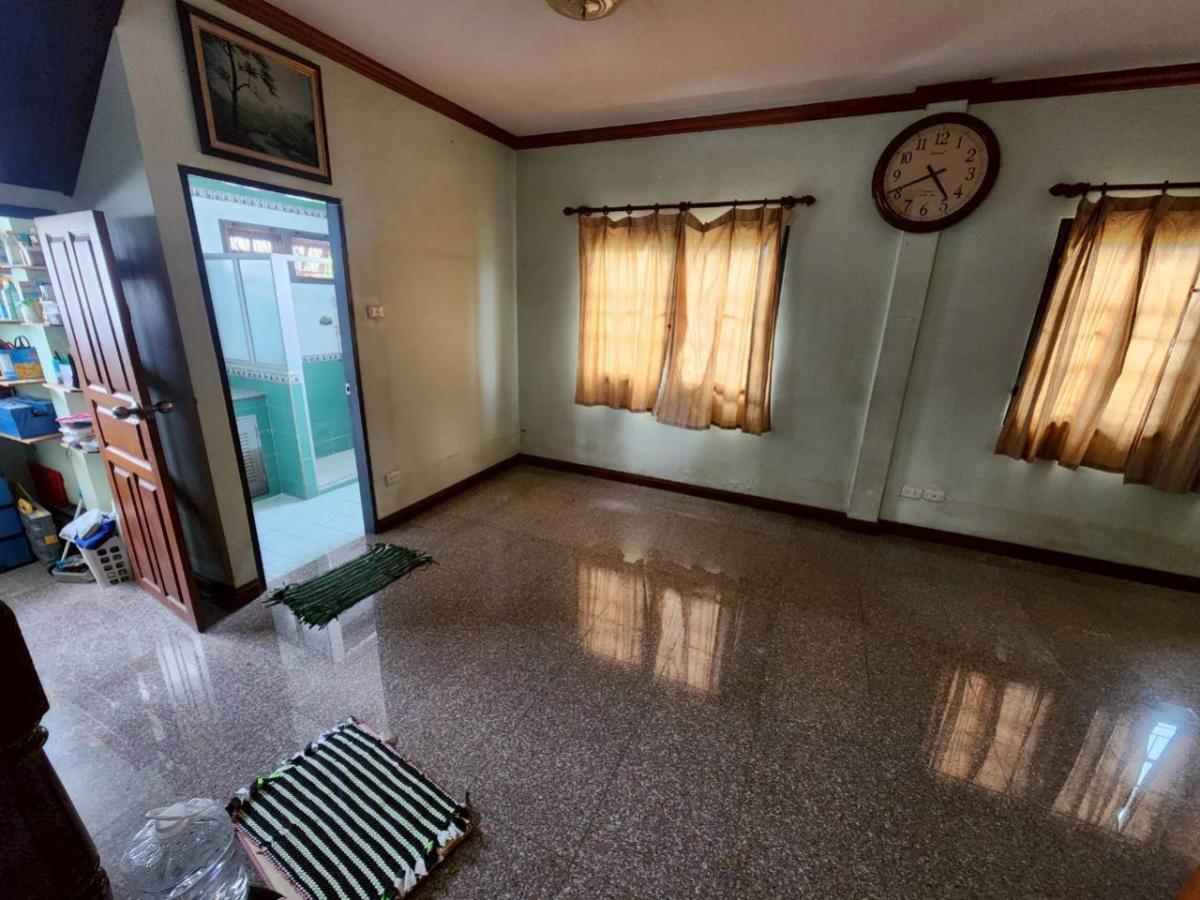 For SaleHousePhutthamonthon, Salaya : For Sale House , Baan Savitri , Salathammasop Sop , Thawi Watthana , Bangkok , CX-150203