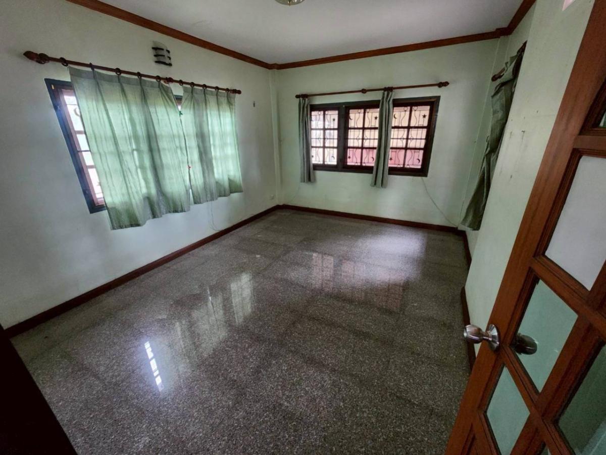 For SaleHousePhutthamonthon, Salaya : For Sale House , Baan Savitri , Salathammasop Sop , Thawi Watthana , Bangkok , CX-150203