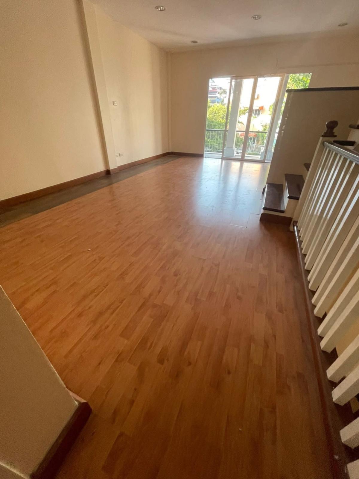 For SaleTownhomePathum Thani,Rangsit, Thammasat : For Sale Townhouse/Townhome  , Baan Pumarin Rangsit , wide frontage , Khu Khot , Lam Luk Ka , Pathum Thani , CX-150216