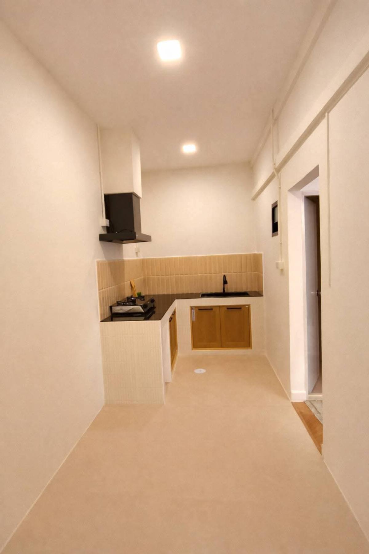 ขายทาวน์โฮมนนทบุรี บางใหญ่ บางบัวทอง : ขายทาวน์เฮ้าส์/ทาวน์โฮม  บ้านพฤกษา 33 บางบัวทอง ห้องมุม รีโนเวทใหม่ บางคูรัด บางบัวทอง นนทบุรี CX-150075