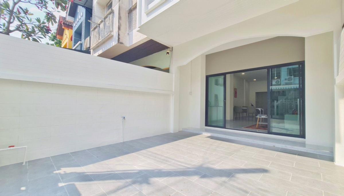 ขายทาวน์โฮมนนทบุรี บางใหญ่ บางบัวทอง : ขายทาวน์เฮ้าส์/ทาวน์โฮม  นภาพร นนทบุรี รีโนเวทใหม่ บางศรีเมือง เมืองนนทบุรี นนทบุรี CX-150074