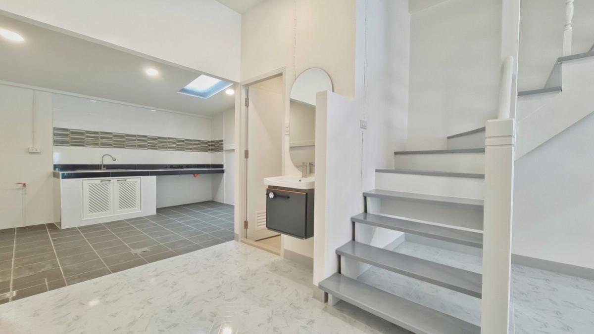 ขายทาวน์โฮมนนทบุรี บางใหญ่ บางบัวทอง : ขายทาวน์เฮ้าส์/ทาวน์โฮม  นภาพร นนทบุรี รีโนเวทใหม่ บางศรีเมือง เมืองนนทบุรี นนทบุรี CX-150074