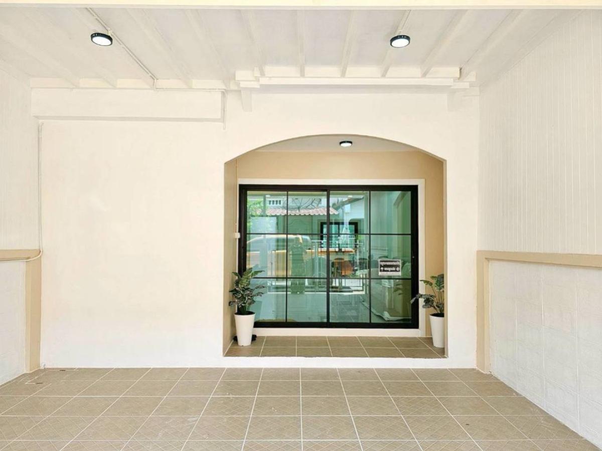 ขายทาวน์โฮมนนทบุรี บางใหญ่ บางบัวทอง : ขายทาวน์เฮ้าส์/ทาวน์โฮม  บ้านบัวทอง 2 รีโนเวทใหม่ บางรักพัฒนา บางบัวทอง นนทบุรี CX-150124