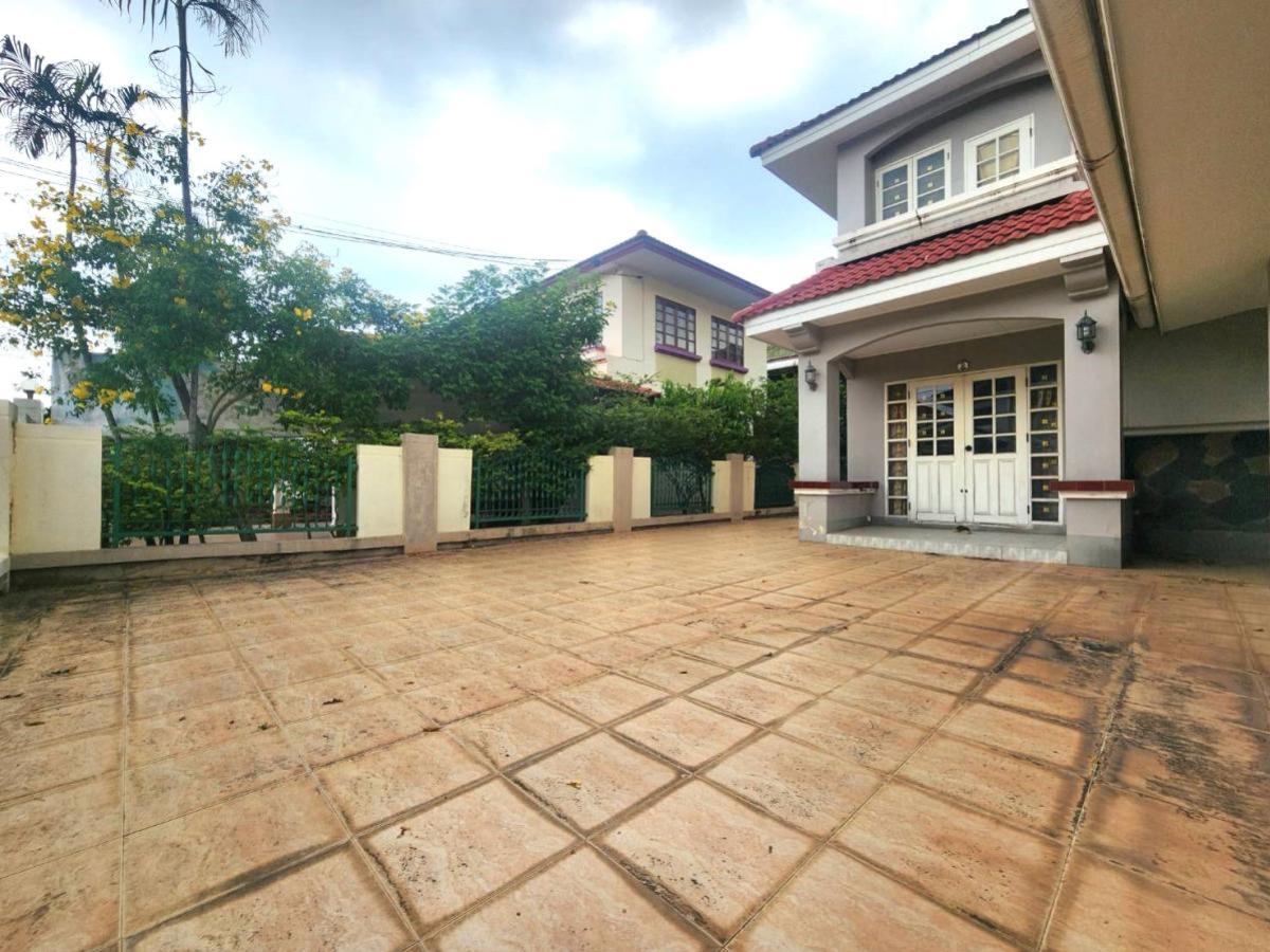 For SaleHousePathum Thani,Rangsit, Thammasat : For Sale House , Parichat Village 345 , Bang Khu Wat , Mueang Pathum Thani , Pathum Thani , CX-98262