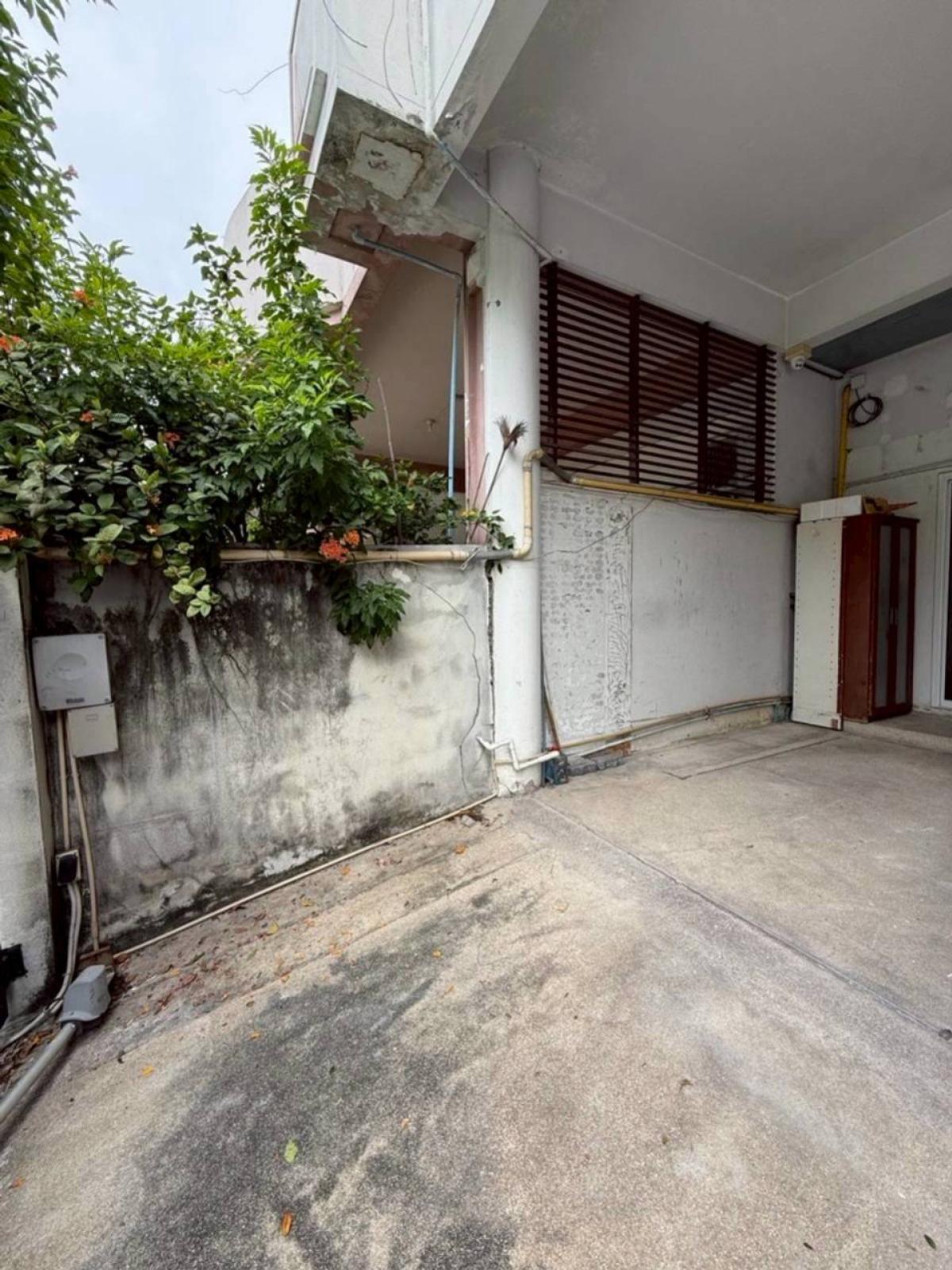 ขายทาวน์โฮมเลียบทางด่วนรามอินทรา : ขายทาวน์เฮ้าส์/ทาวน์โฮม  ศรีวรา ทาวน์อินทาวน์ พลับพลา เขต วังทองหลาง กรุงเทพ CX-150121