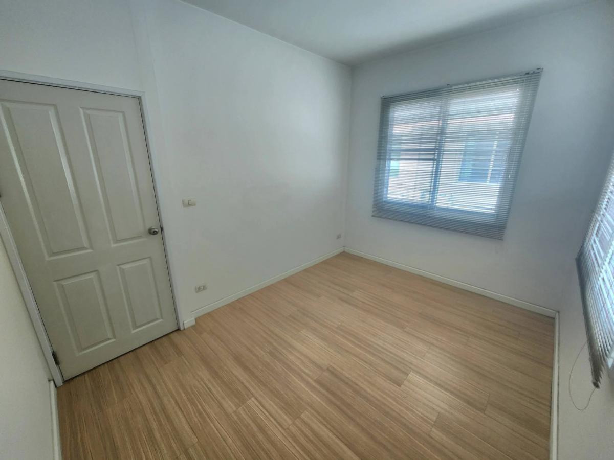 For SaleTownhomeEakachai, Bang Bon : For Sale Townhouse/Townhome  , VILLETTE TOWNHOME KANCHANAPISEK , wide frontage , Bang Bon , Bang Bon , Bangkok , CX-150163