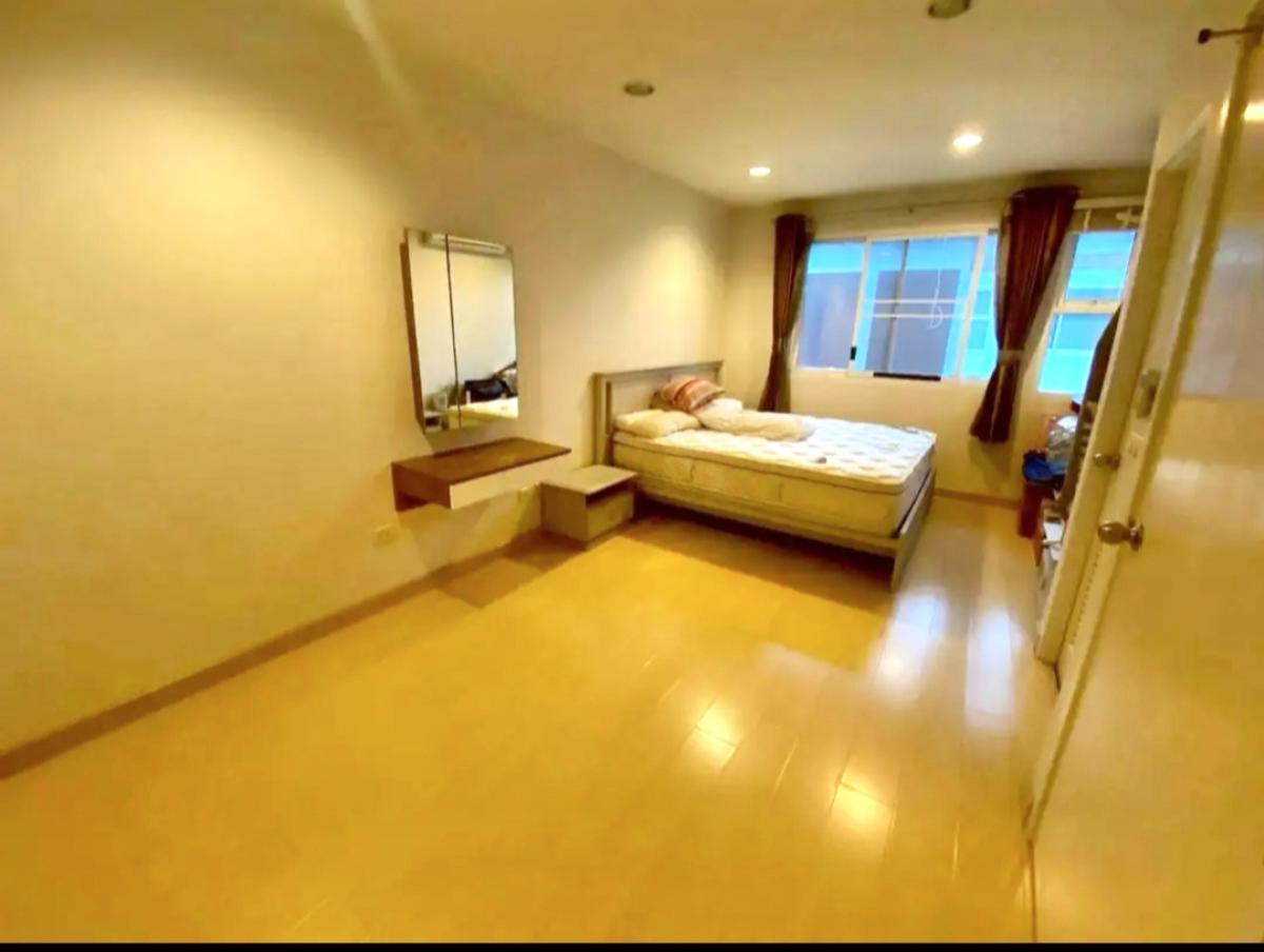 ขายทาวน์โฮมพระราม 5 ราชพฤกษ์ บางกรวย : ขายทาวน์เฮ้าส์/ทาวน์โฮม  ธาราดี ราชพฤกษ์ หน้ากว้าง บางรักน้อย เมืองนนทบุรี นนทบุรี CX-149793