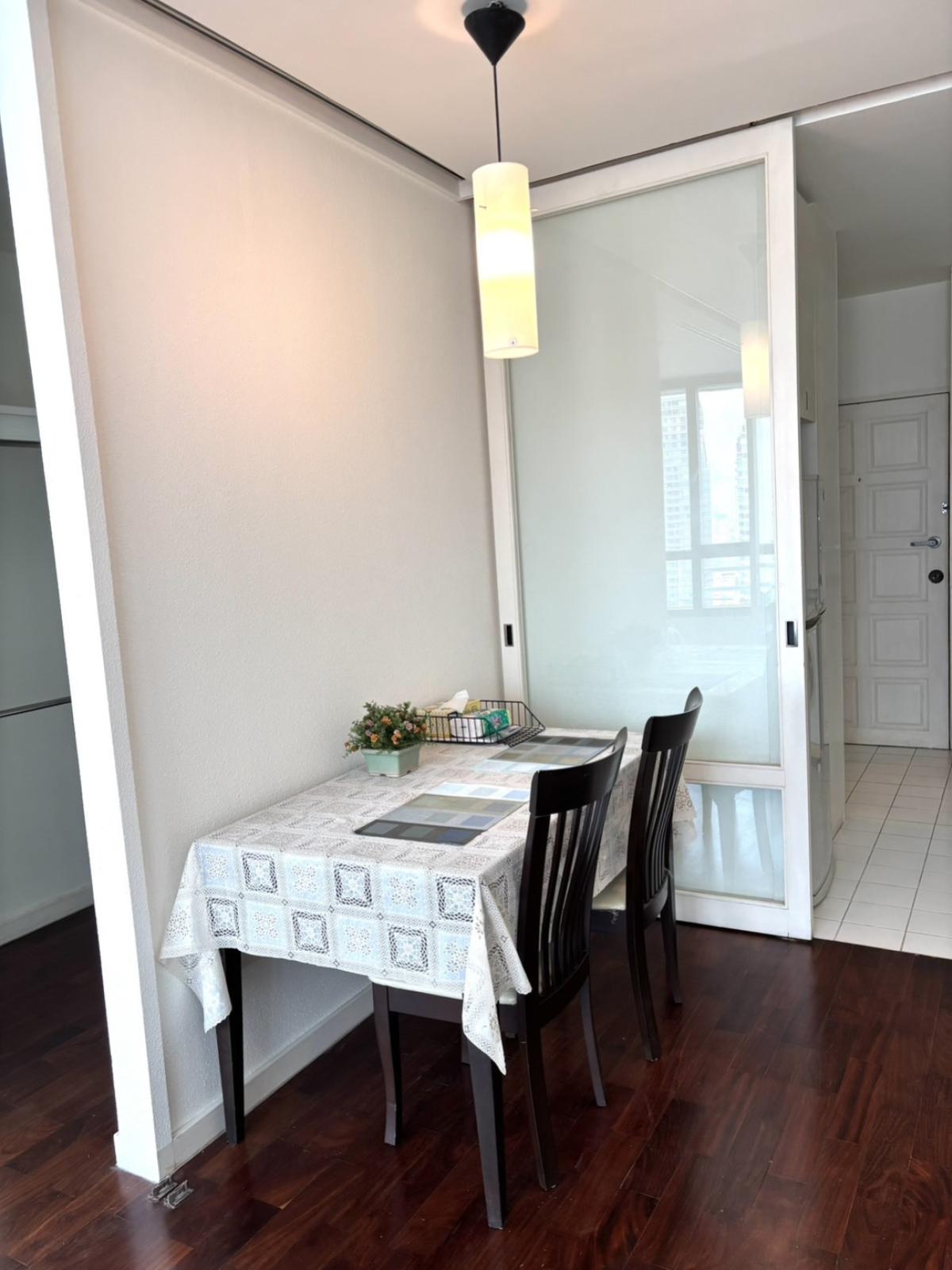 For SaleCondoWitthayu, Chidlom, Langsuan, Ploenchit : For Sale Condo , President Place , nice view , high floor , BTS-Chit Lom , Lumpini , Pathum Wan , Bangkok , CX-139564