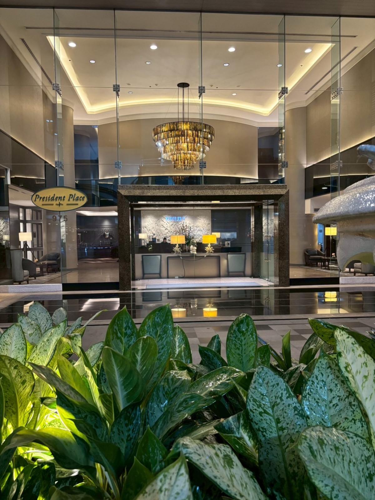 For SaleCondoWitthayu, Chidlom, Langsuan, Ploenchit : For Sale Condo , President Place , nice view , high floor , BTS-Chit Lom , Lumpini , Pathum Wan , Bangkok , CX-139564