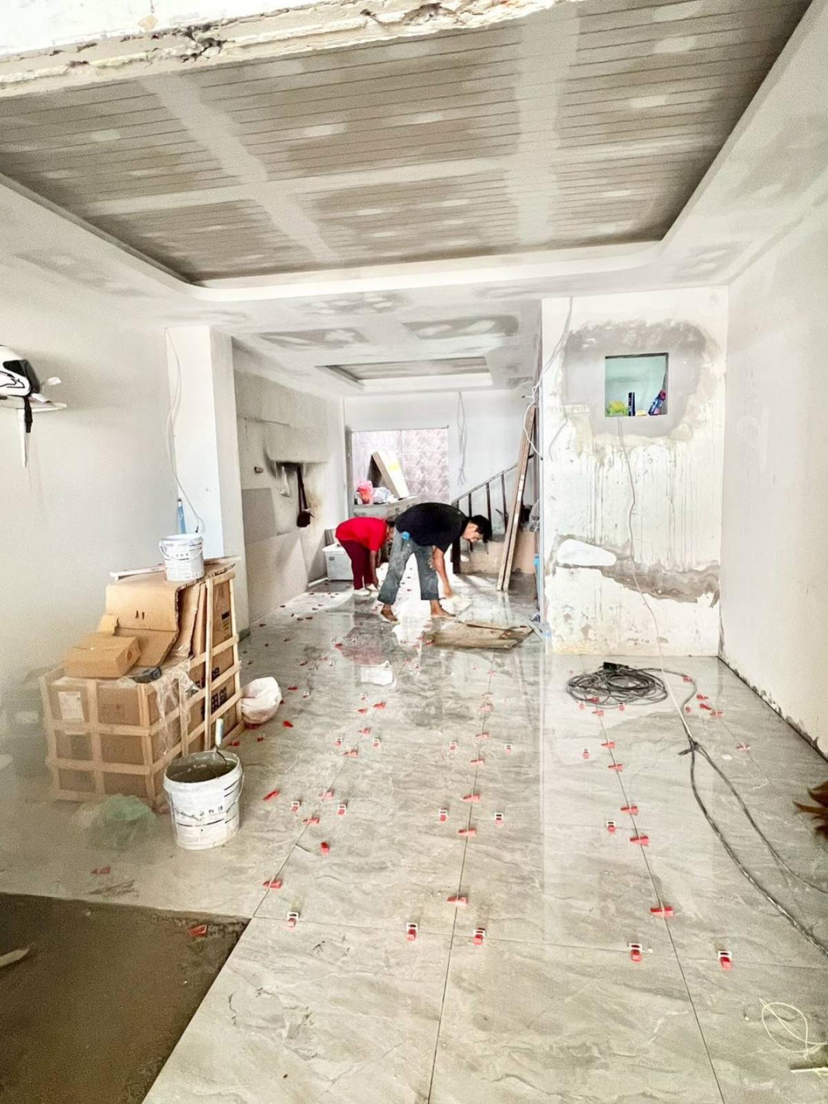 ขายทาวน์โฮมมีนบุรี-ร่มเกล้า : ขายทาวน์เฮ้าส์/ทาวน์โฮม  หมู่บ้าน เธียรทอง กระทุ่มราย เขต หนองจอก กรุงเทพ CX-150073