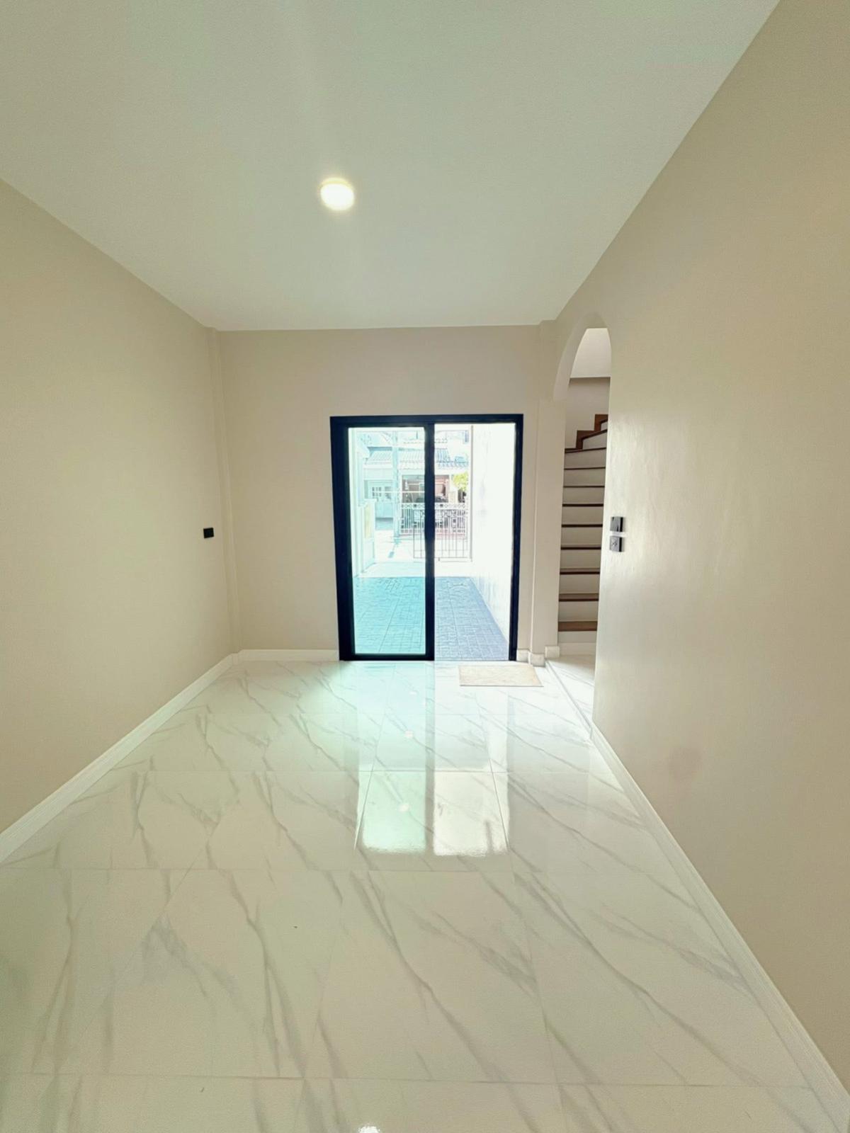 For SaleHousePathum Thani,Rangsit, Thammasat : For Sale House , Baan Fah Piyarom Pruekwana , Bueng Kham Phoi , Lam Luk Ka , Pathum Thani , CX-149979