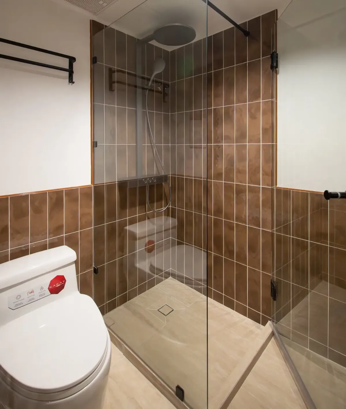 ให้เช่าคอนโดสุขุมวิท อโศก ทองหล่อ : Ruamjai Heights 3 bedroom renovated condo for rent