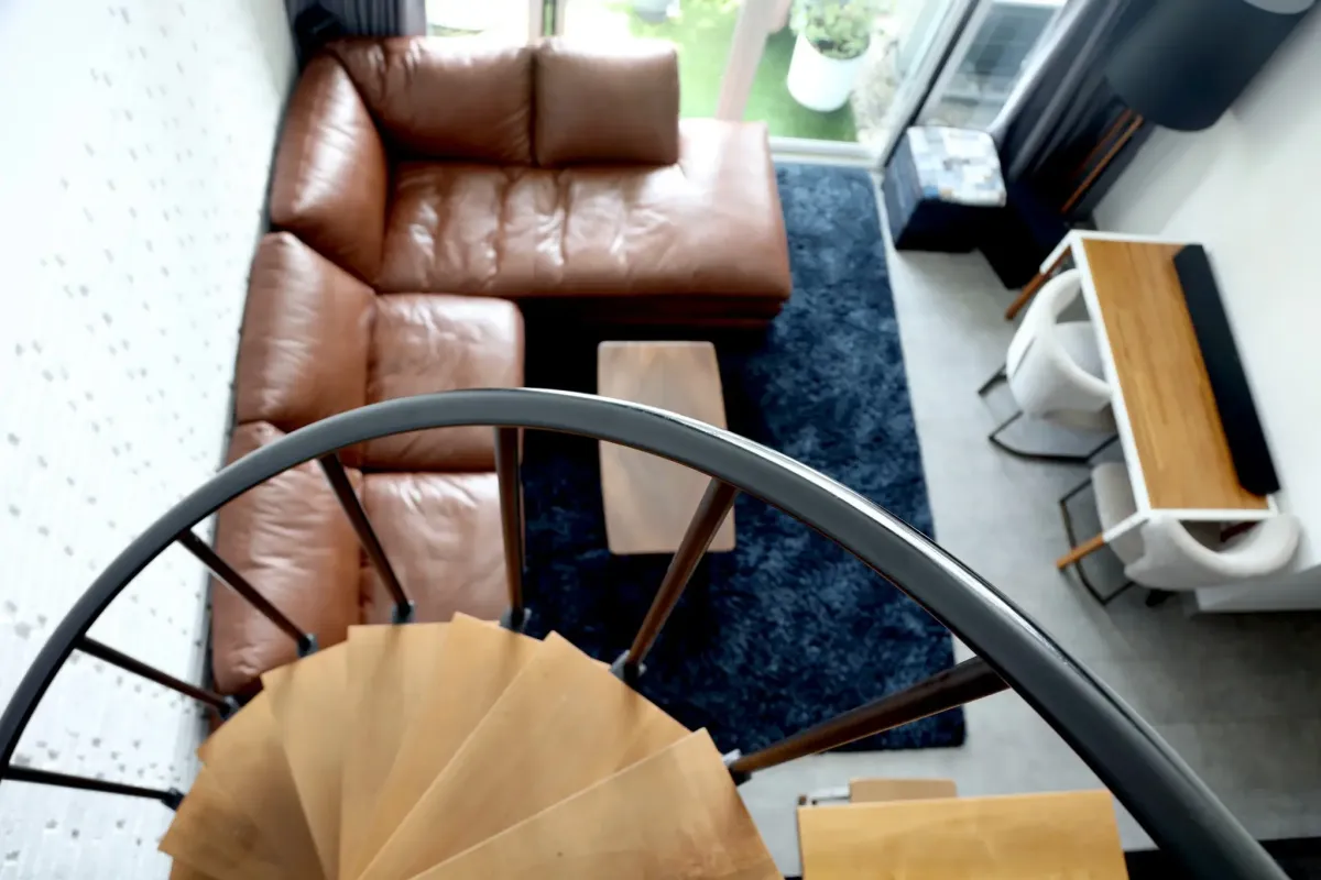 ให้เช่าคอนโดสุขุมวิท อโศก ทองหล่อ : DLV Thong Lor 2 bedroom duplex condo for rent