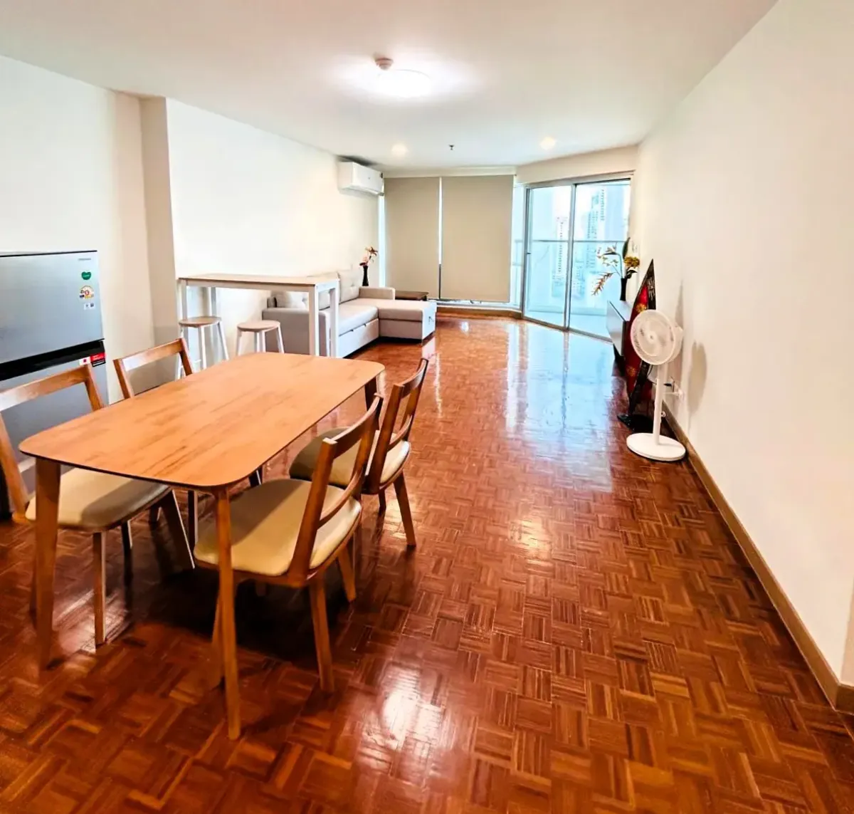 ให้เช่าคอนโดนานา : Sukhumvit Suite 1 bedroom condo for rent