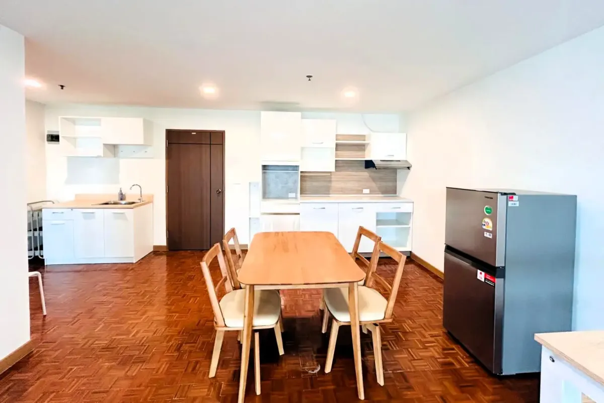 ให้เช่าคอนโดนานา : Sukhumvit Suite 1 bedroom condo for rent