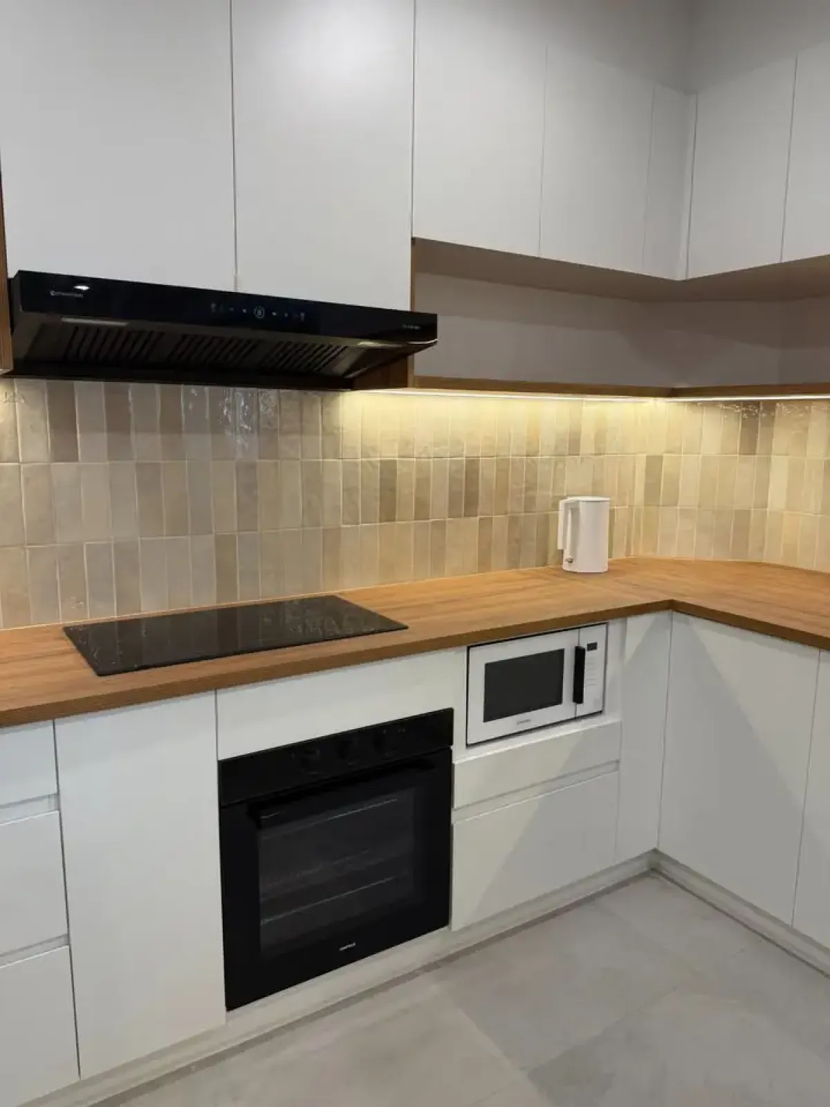 ให้เช่าคอนโดสุขุมวิท อโศก ทองหล่อ : Richmond Palace 3 bedroom renovated condo for rent