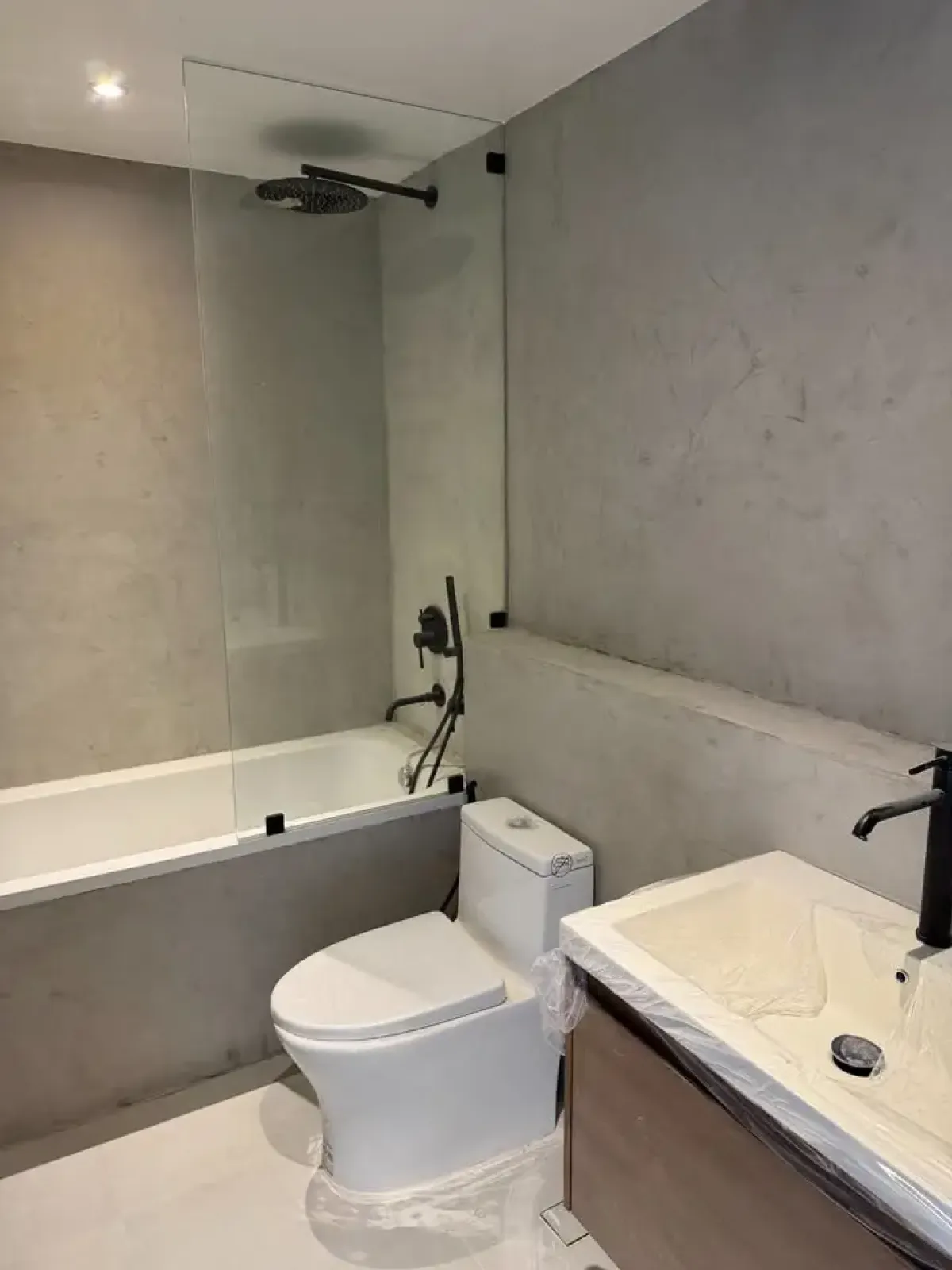 ให้เช่าคอนโดสุขุมวิท อโศก ทองหล่อ : Richmond Palace 3 bedroom renovated condo for rent