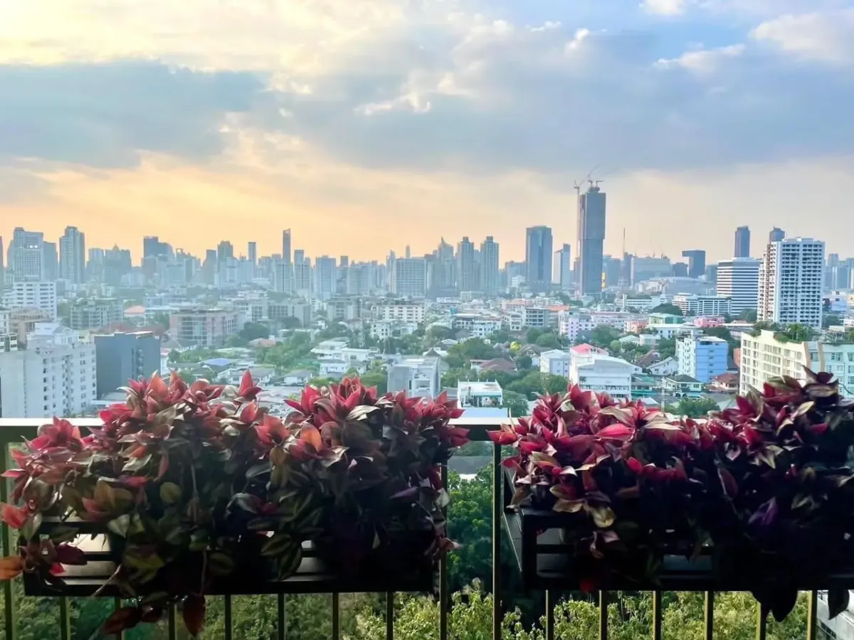ให้เช่าคอนโดสุขุมวิท อโศก ทองหล่อ : Noble Solo 2 bedroom property for rent in Bangkok