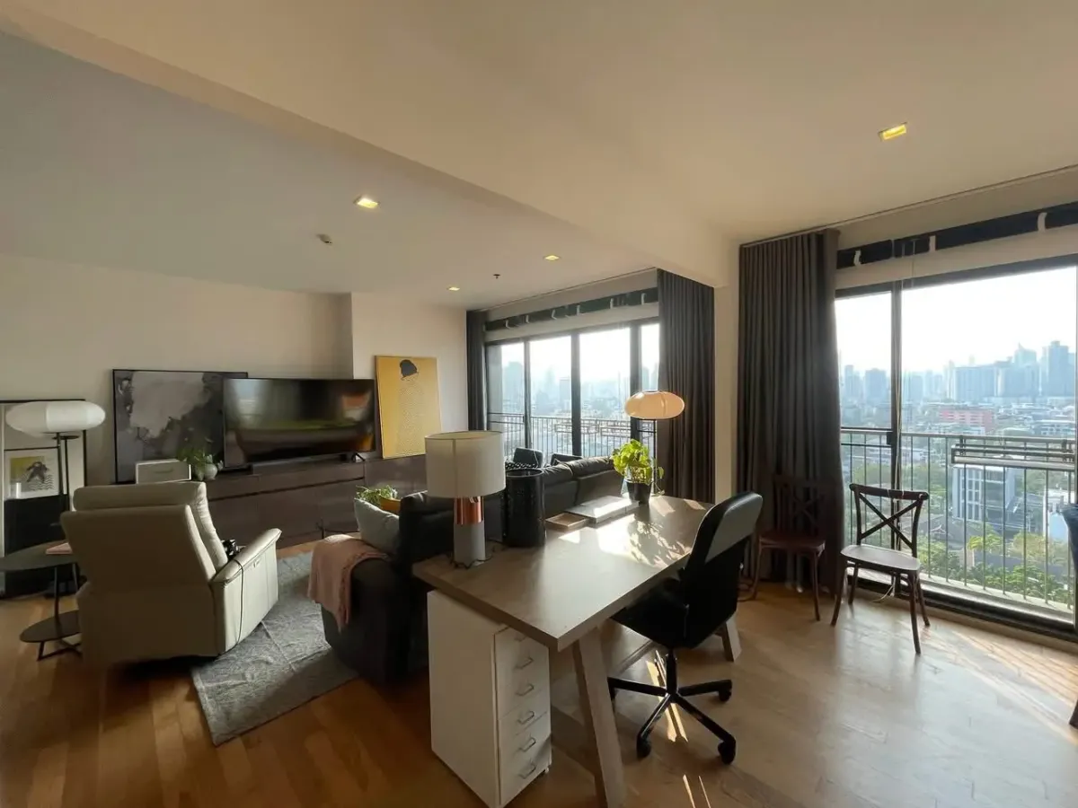 ให้เช่าคอนโดสุขุมวิท อโศก ทองหล่อ : Noble Solo 2 bedroom property for rent in Bangkok