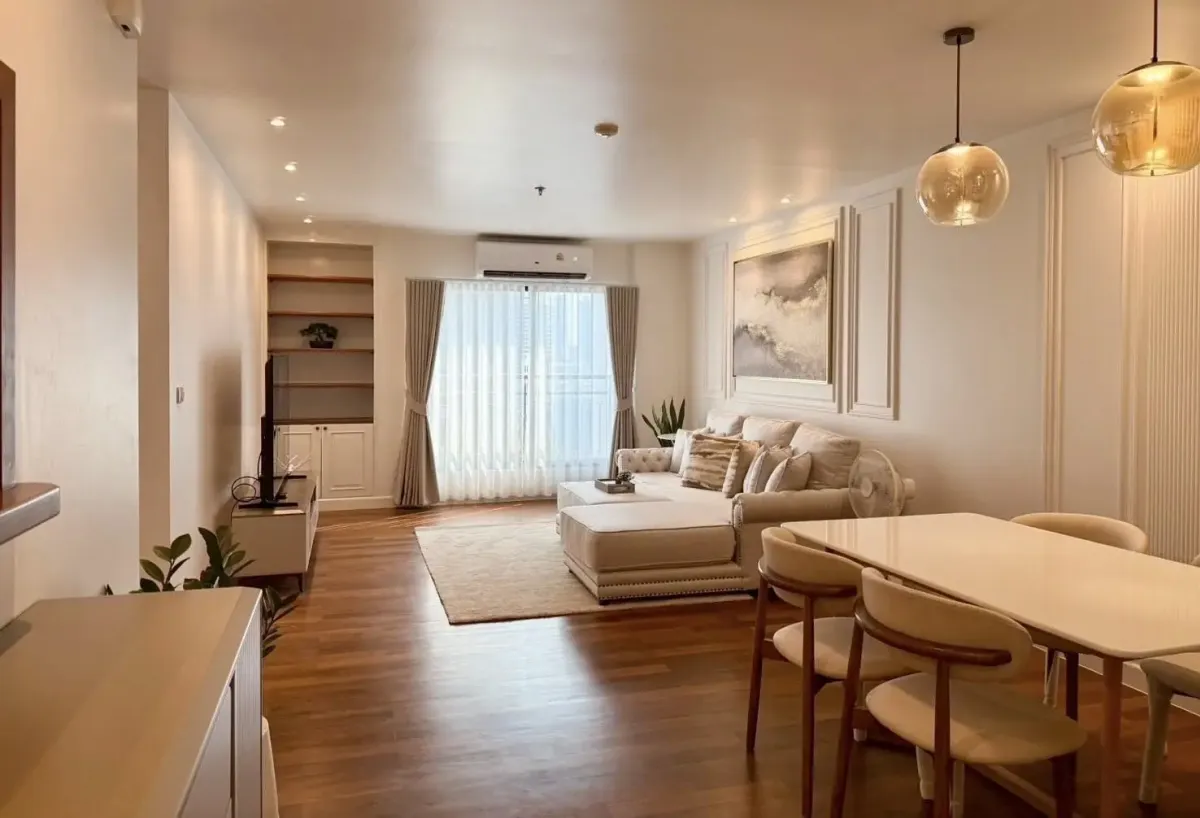 ให้เช่าคอนโดนานา : Liberty Park 2 Three bedroom condo for rent