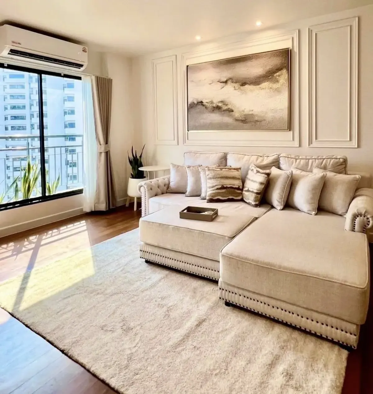 ให้เช่าคอนโดนานา : Liberty Park 2 Three bedroom condo for rent